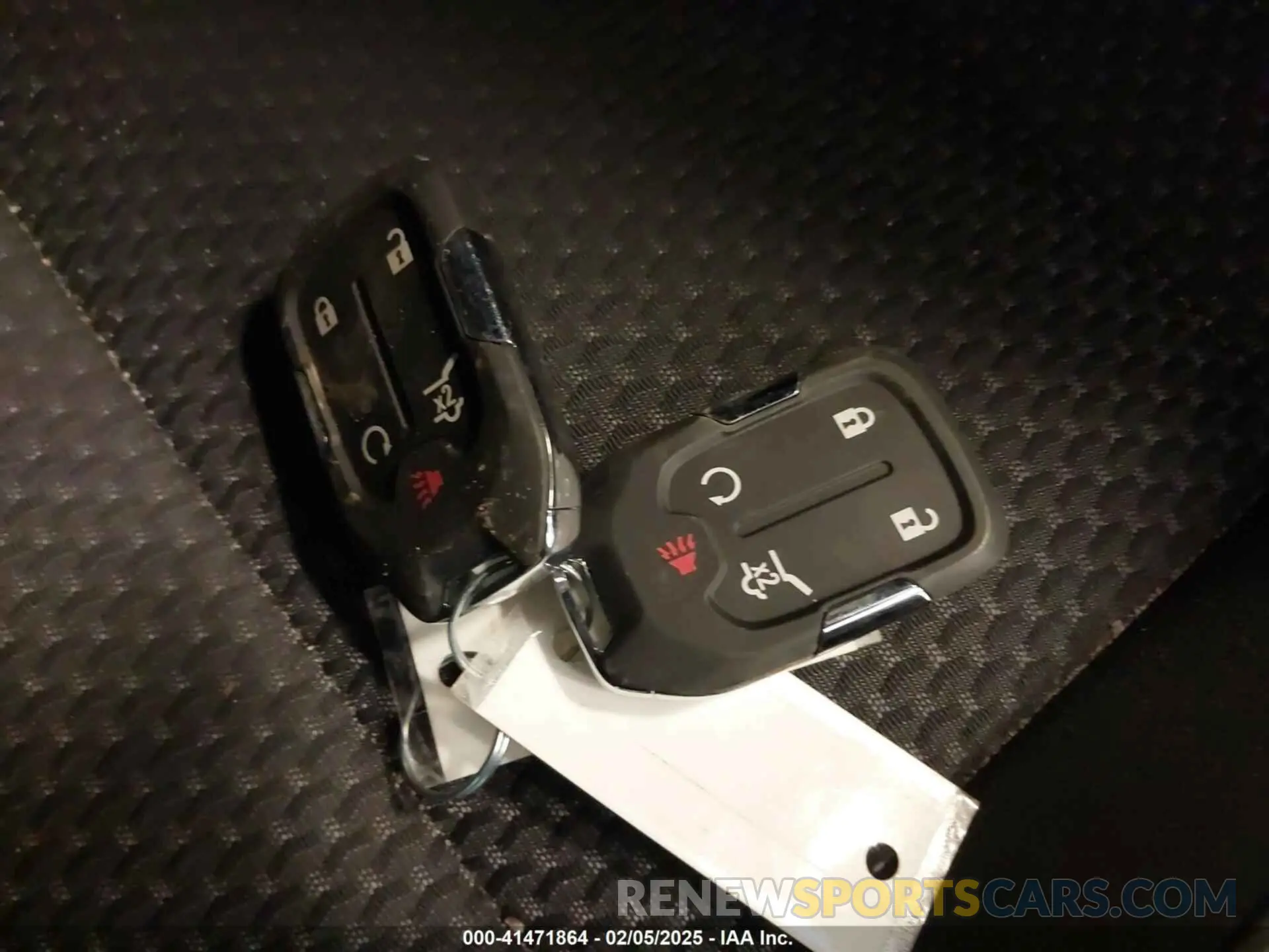11 Photograph of a damaged car 1GKKNRL41NZ130406 GMC ACADIA 2022