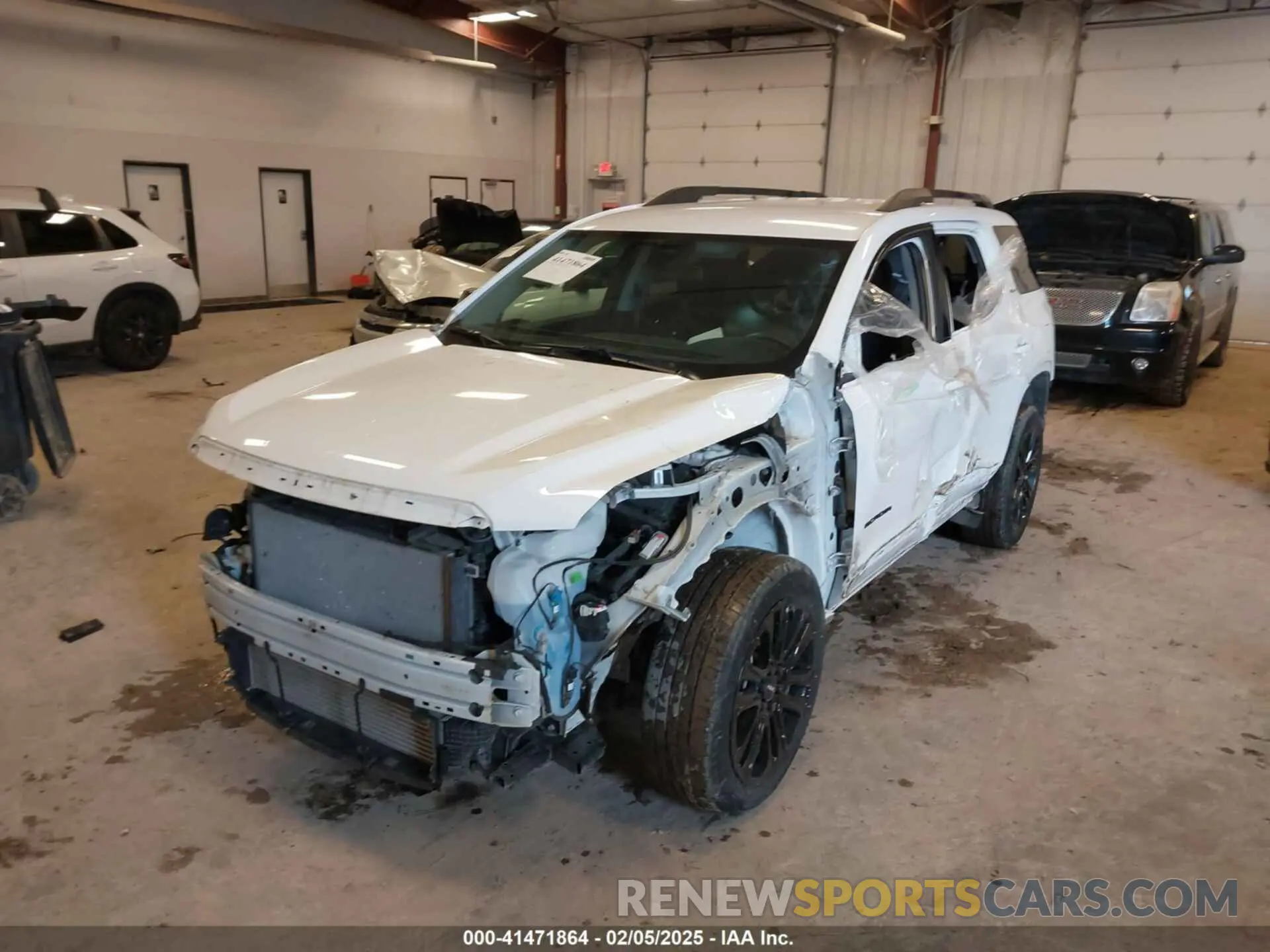 6 Photograph of a damaged car 1GKKNRL41NZ130406 GMC ACADIA 2022