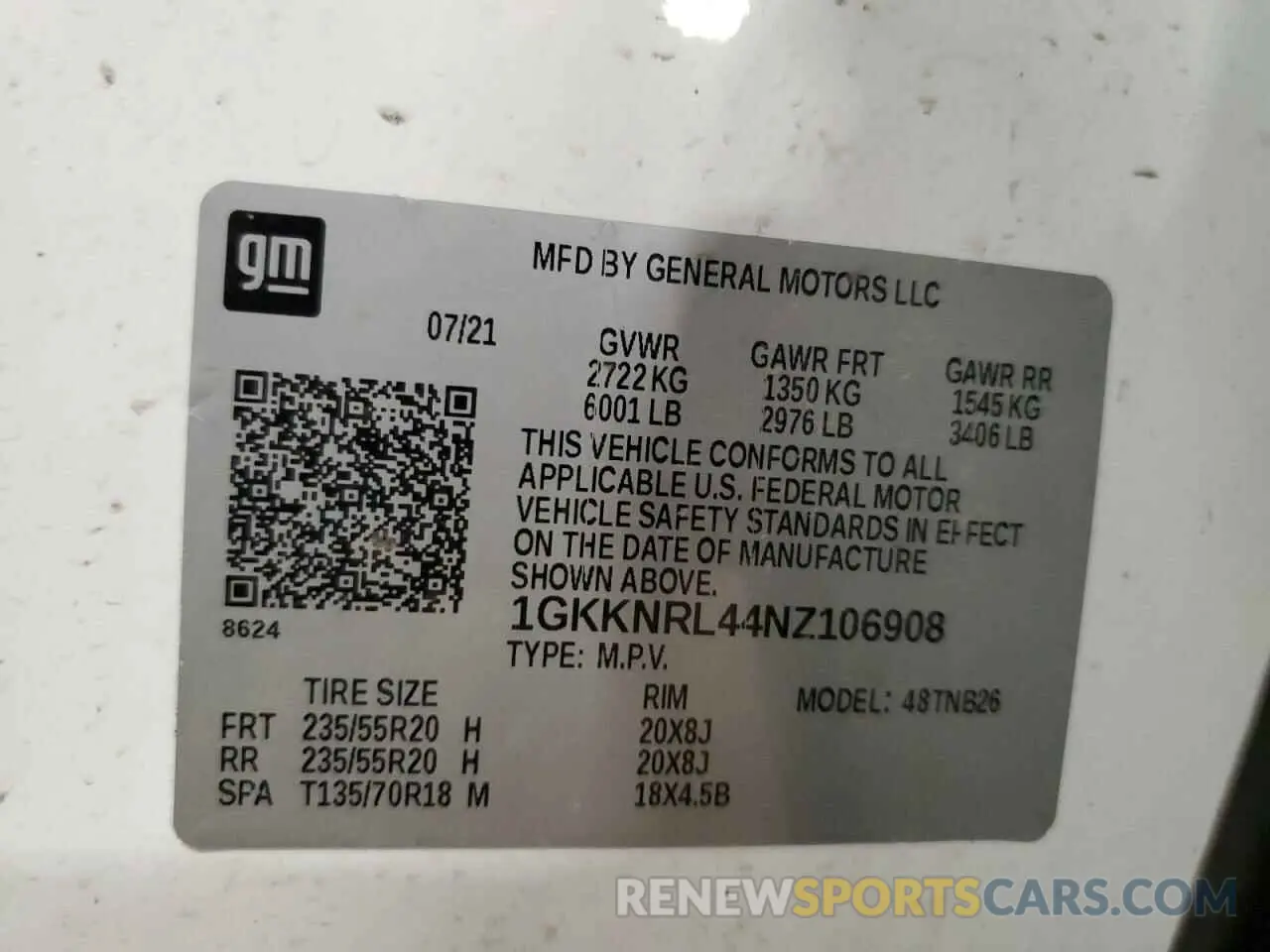 16 Photograph of a damaged car 1GKKNRL44NZ106908 GMC ACADIA 2022