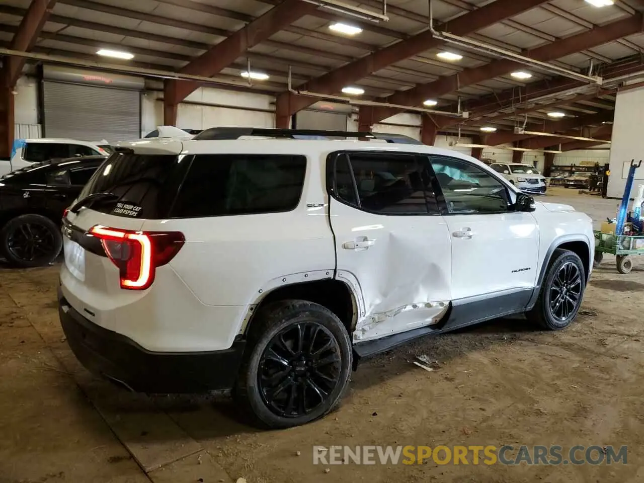 3 Photograph of a damaged car 1GKKNRL44NZ106908 GMC ACADIA 2022