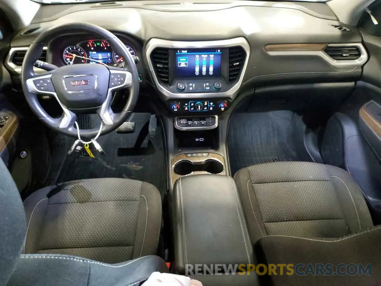 8 Photograph of a damaged car 1GKKNRL44NZ106908 GMC ACADIA 2022