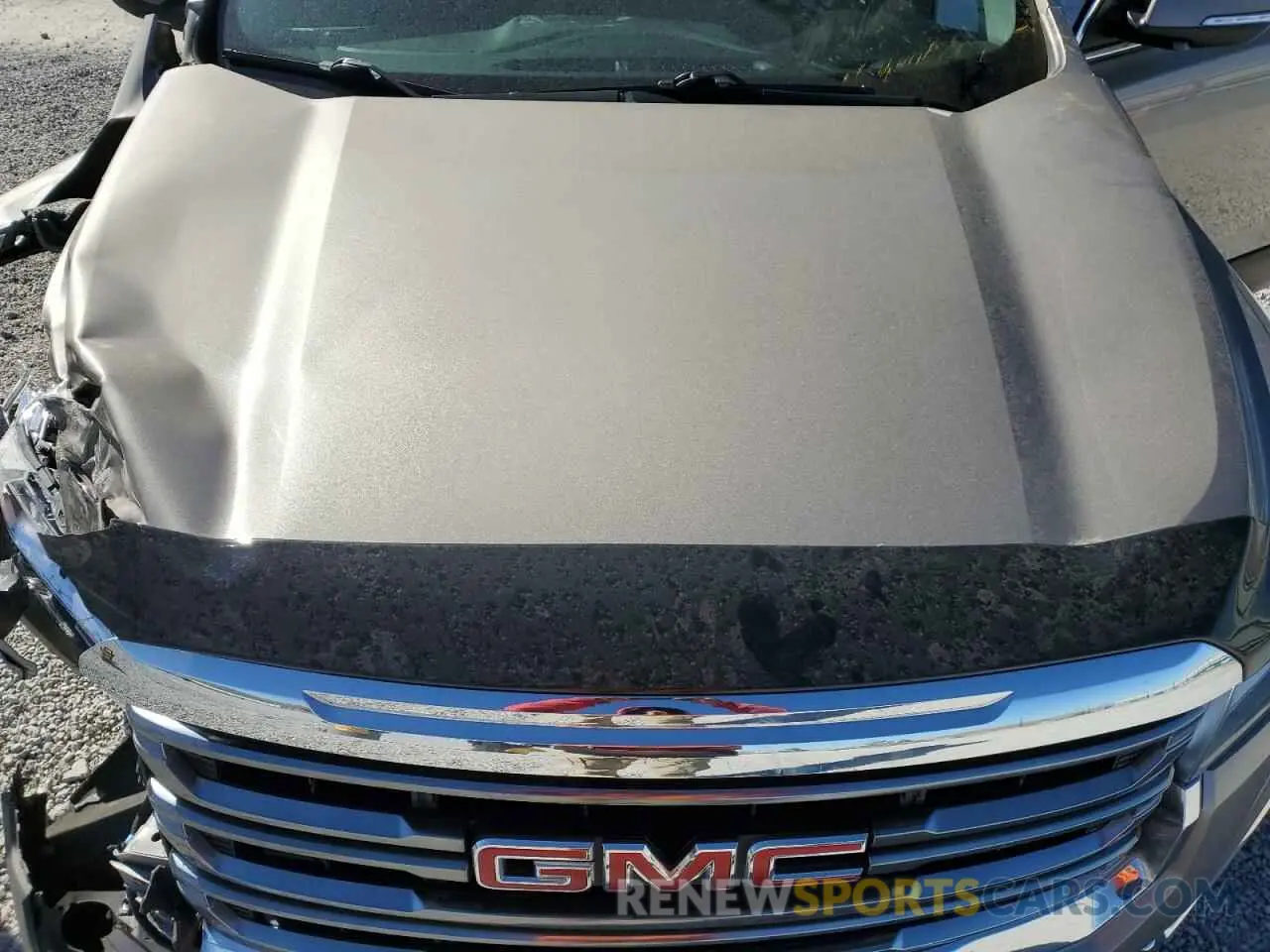 14 Photograph of a damaged car 1GKKNRL45NZ166079 GMC ACADIA 2022