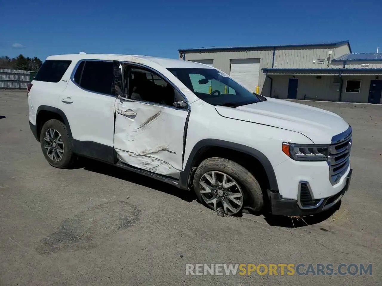 4 Photograph of a damaged car 1GKKNRL48NZ178095 GMC ACADIA 2022