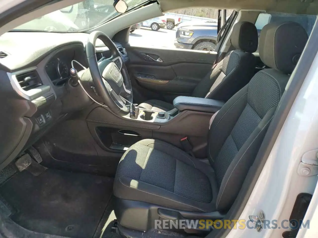 7 Photograph of a damaged car 1GKKNRL48NZ178095 GMC ACADIA 2022