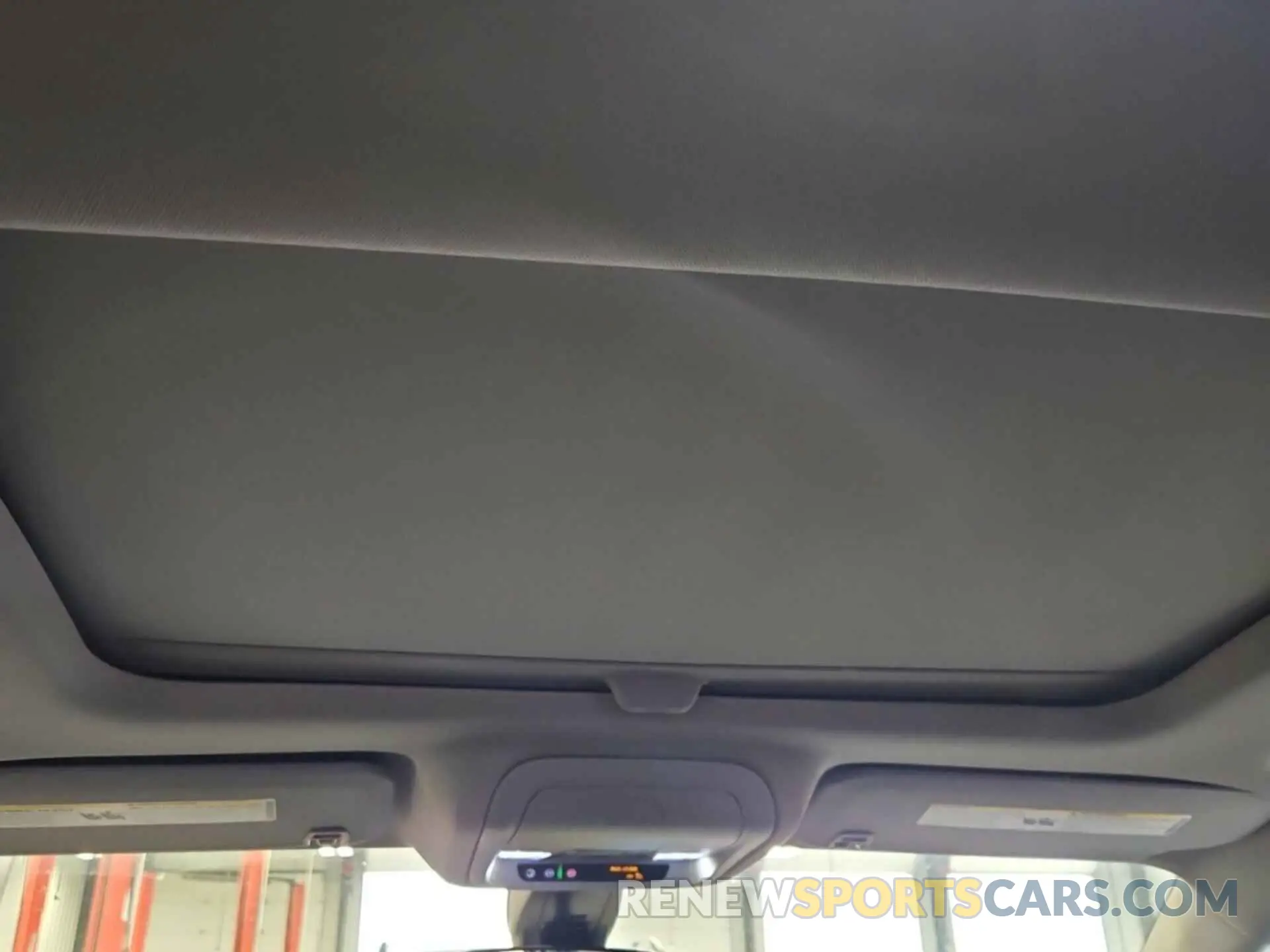 26 Photograph of a damaged car 1GKKNRL49NZ126474 GMC ACADIA 2022