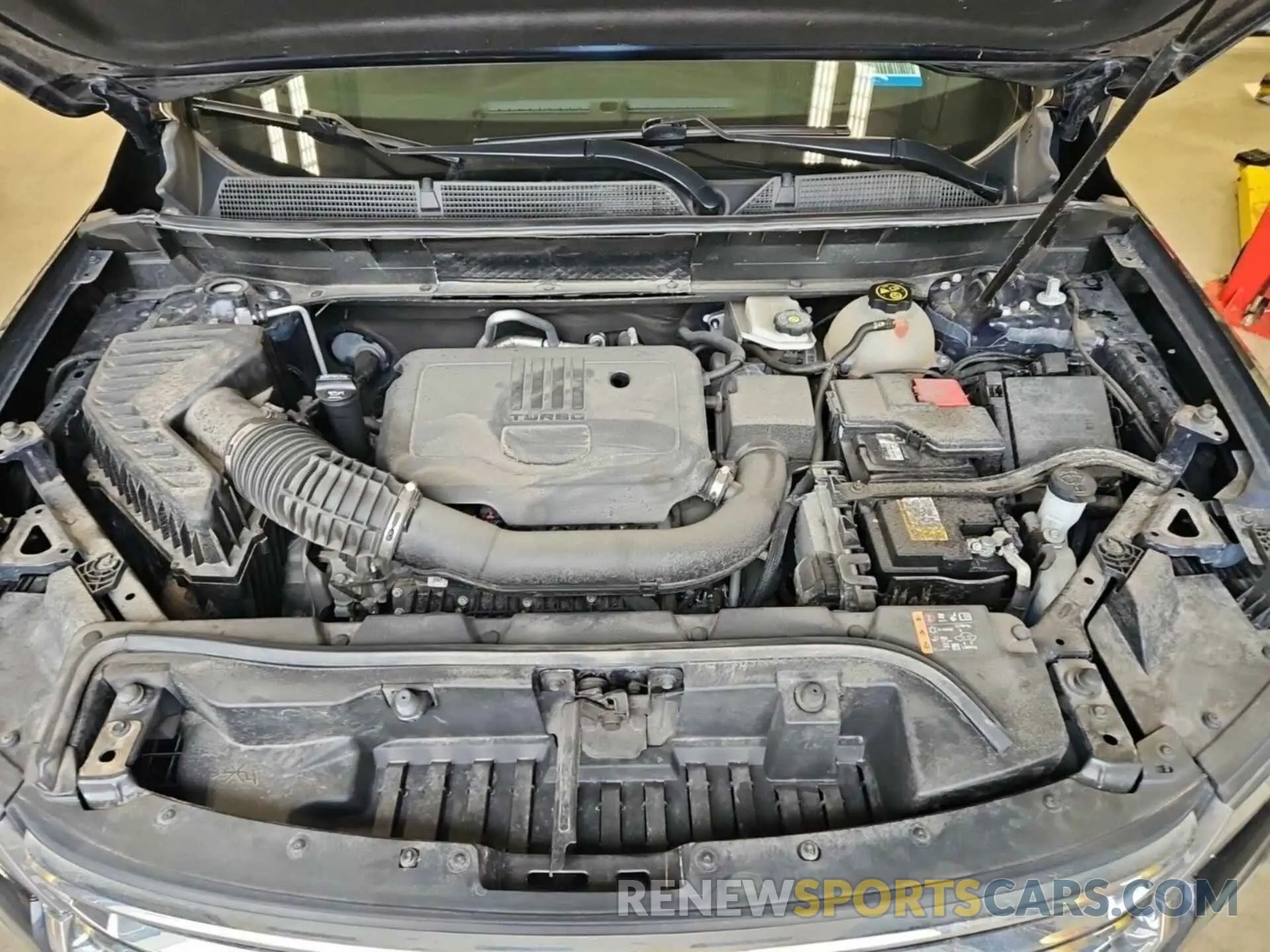 4 Photograph of a damaged car 1GKKNRL49NZ126474 GMC ACADIA 2022