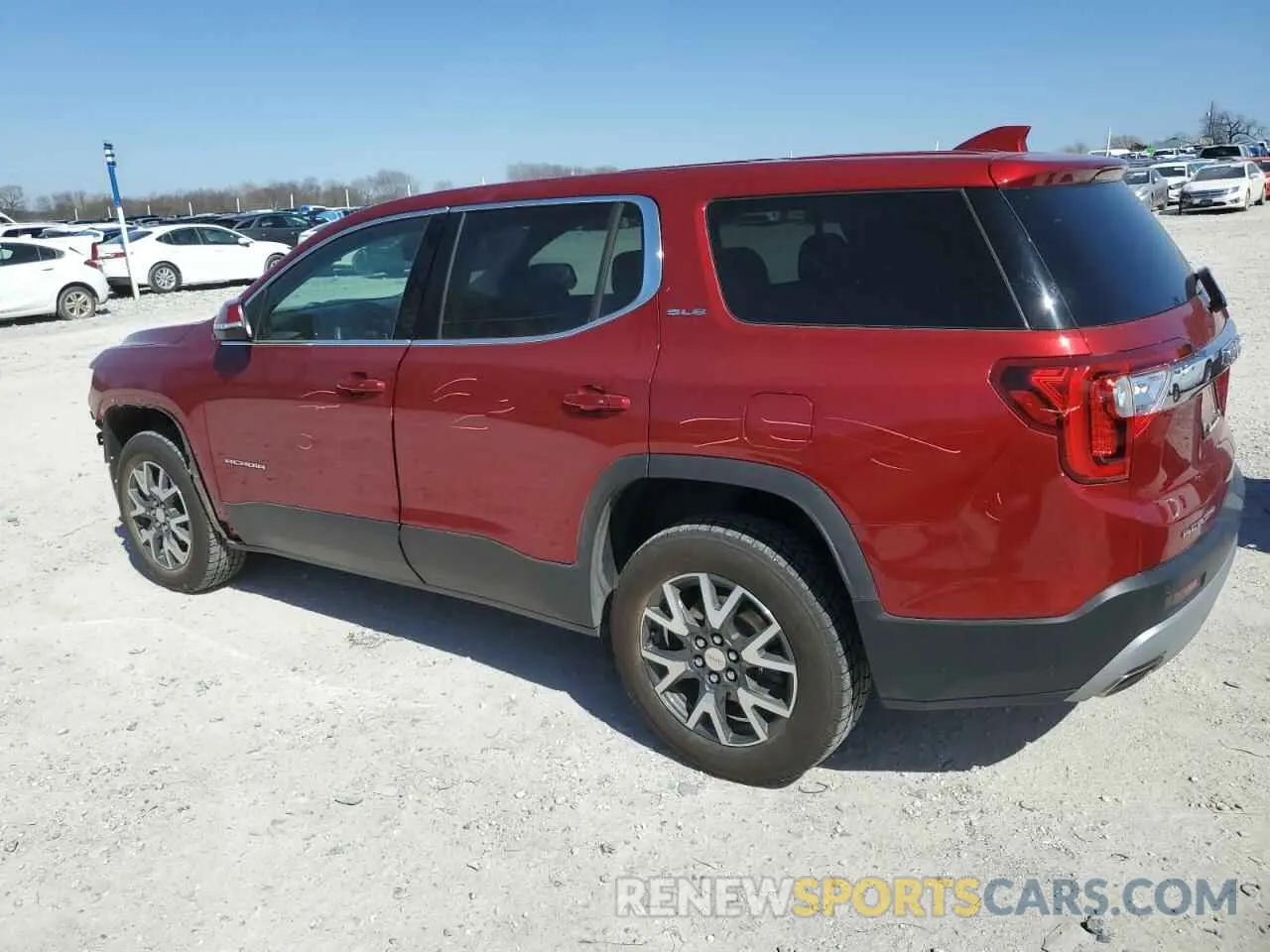 2 Photograph of a damaged car 1GKKNRL49NZ131738 GMC ACADIA 2022