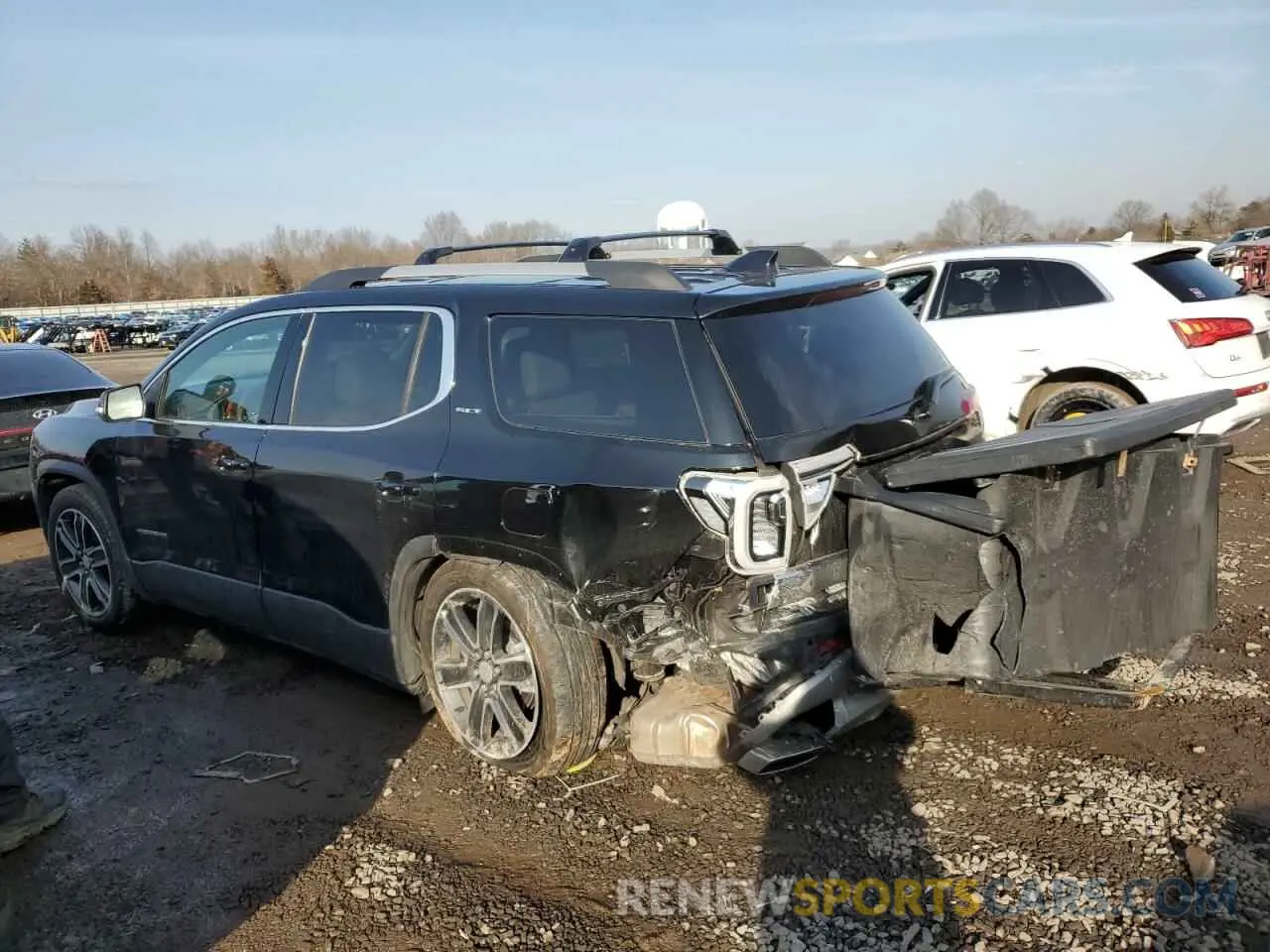 2 Photograph of a damaged car 1GKKNULS6NZ178548 GMC ACADIA 2022