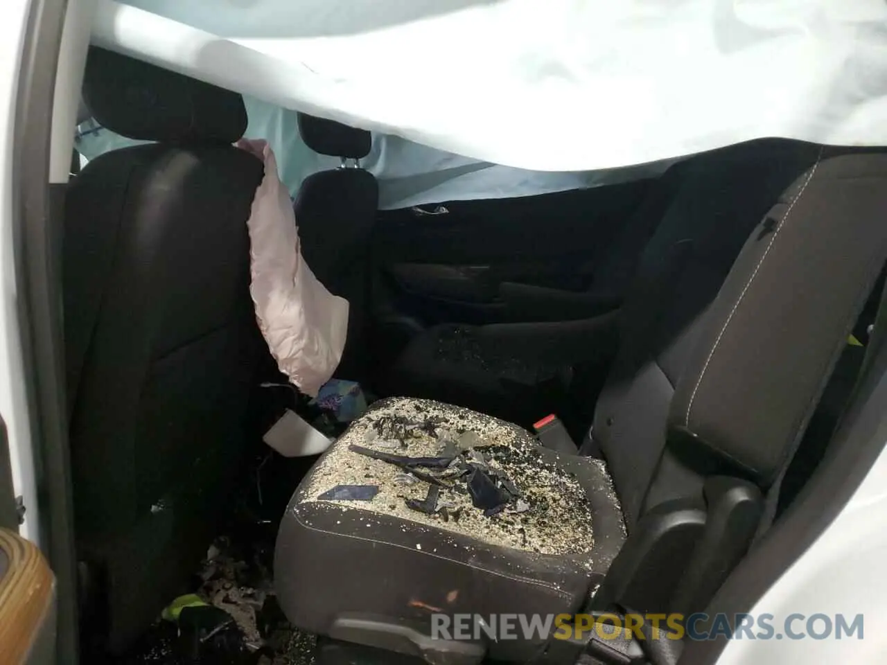 11 Photograph of a damaged car 1GKKNKL40PZ180661 GMC ACADIA 2023