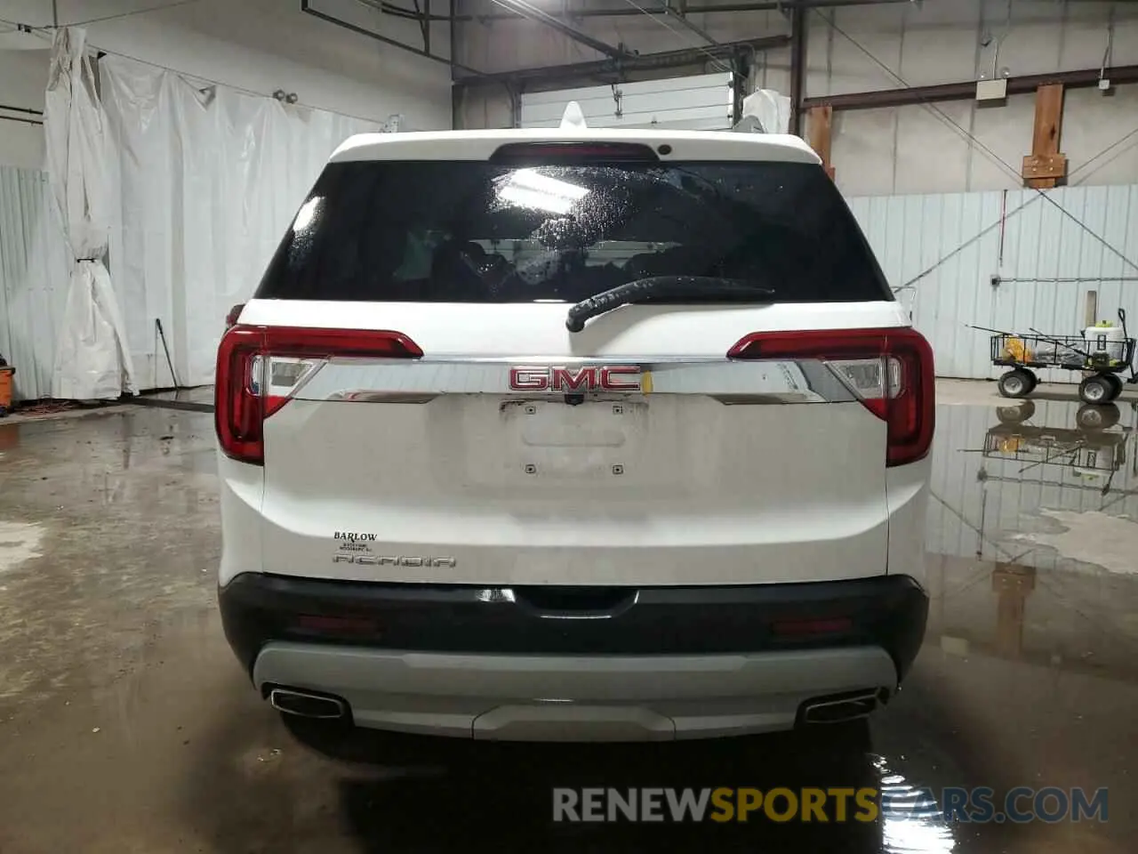 6 Photograph of a damaged car 1GKKNKL40PZ180661 GMC ACADIA 2023