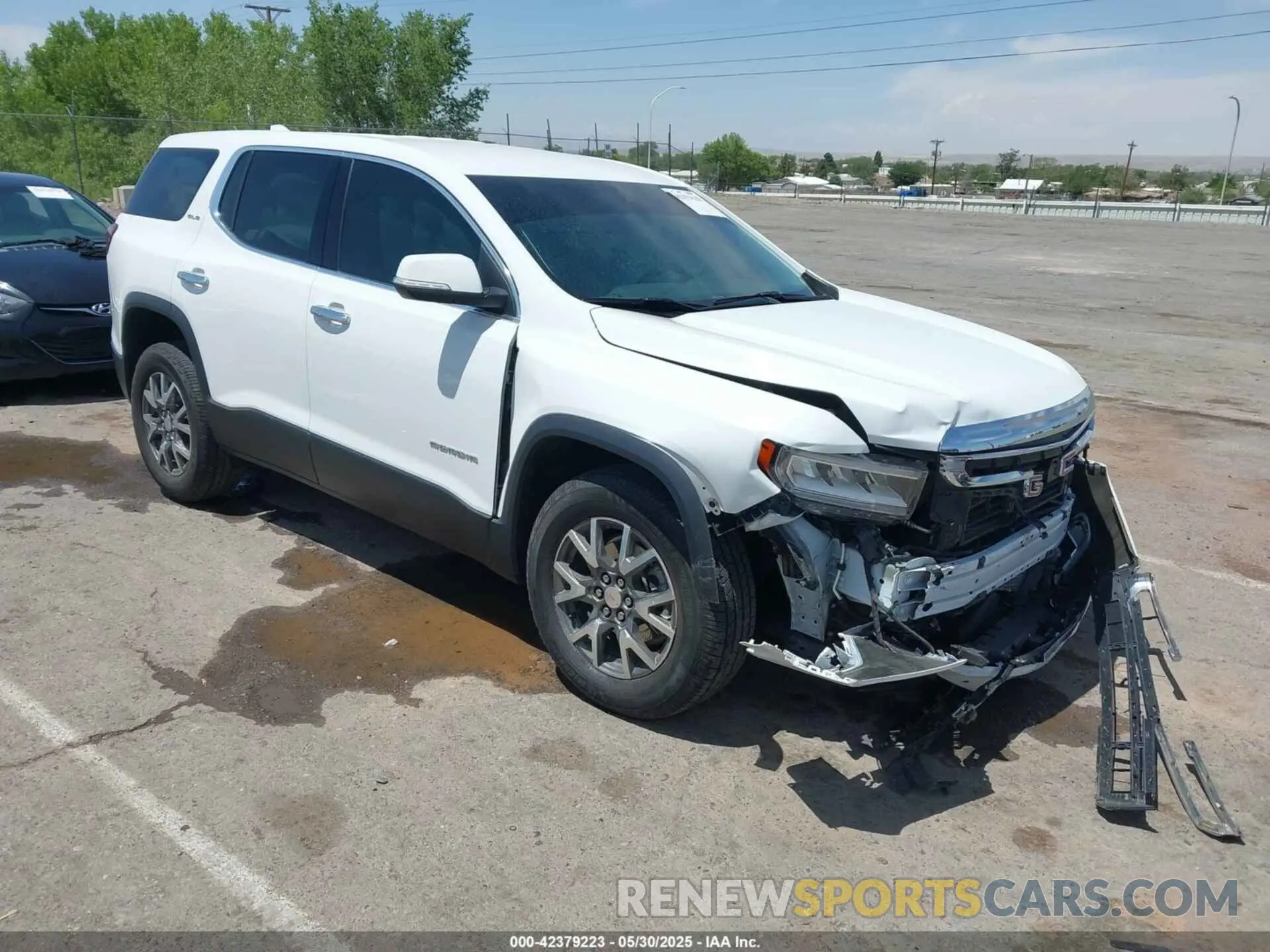 1 Photograph of a damaged car 1GKKNKL42PZ103838 GMC ACADIA 2023