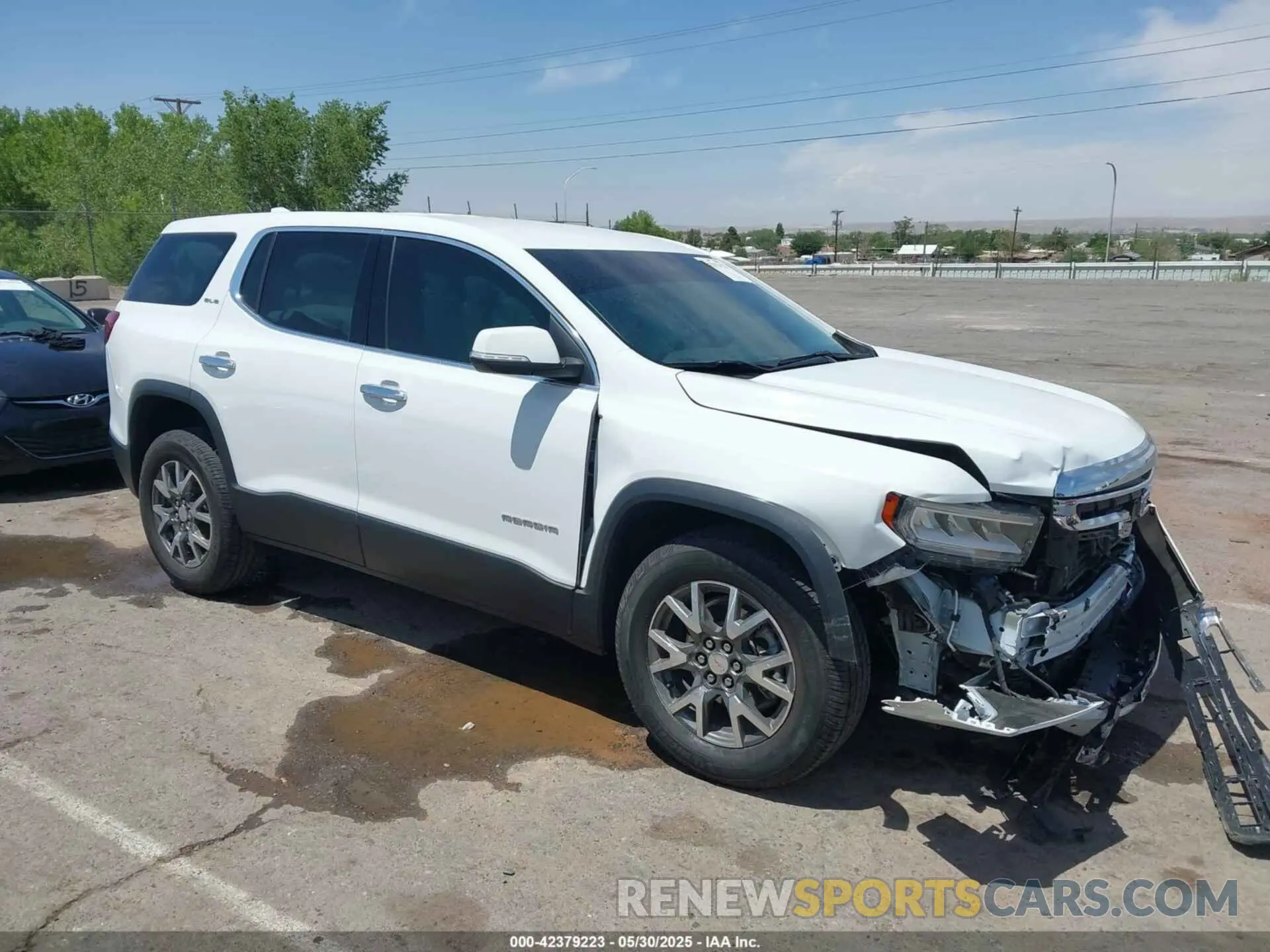 13 Photograph of a damaged car 1GKKNKL42PZ103838 GMC ACADIA 2023