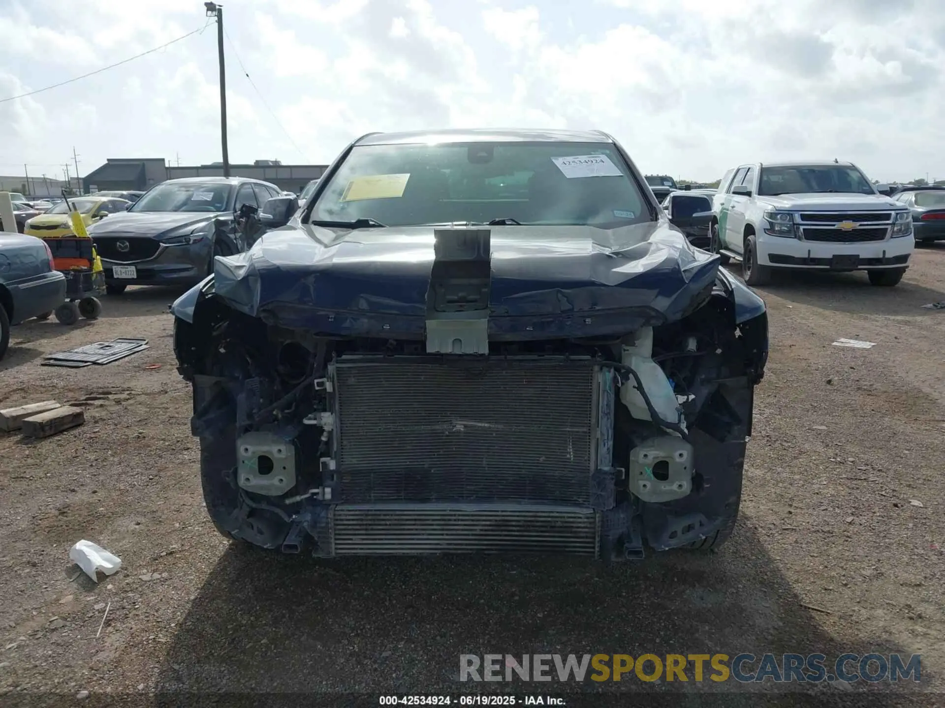 13 Photograph of a damaged car 1GKKNKL42PZ158953 GMC ACADIA 2023