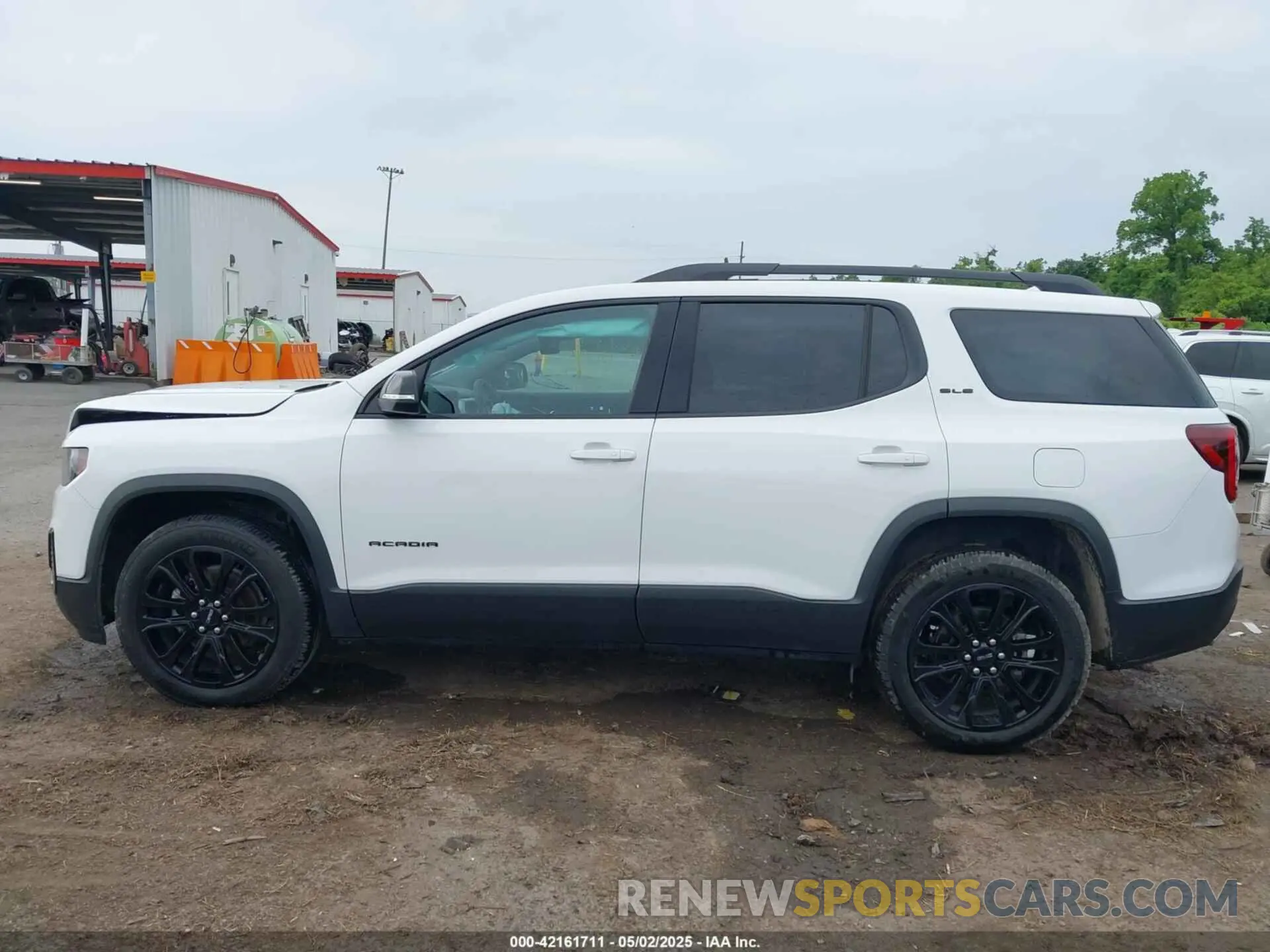 14 Photograph of a damaged car 1GKKNKL42PZ198921 GMC ACADIA 2023