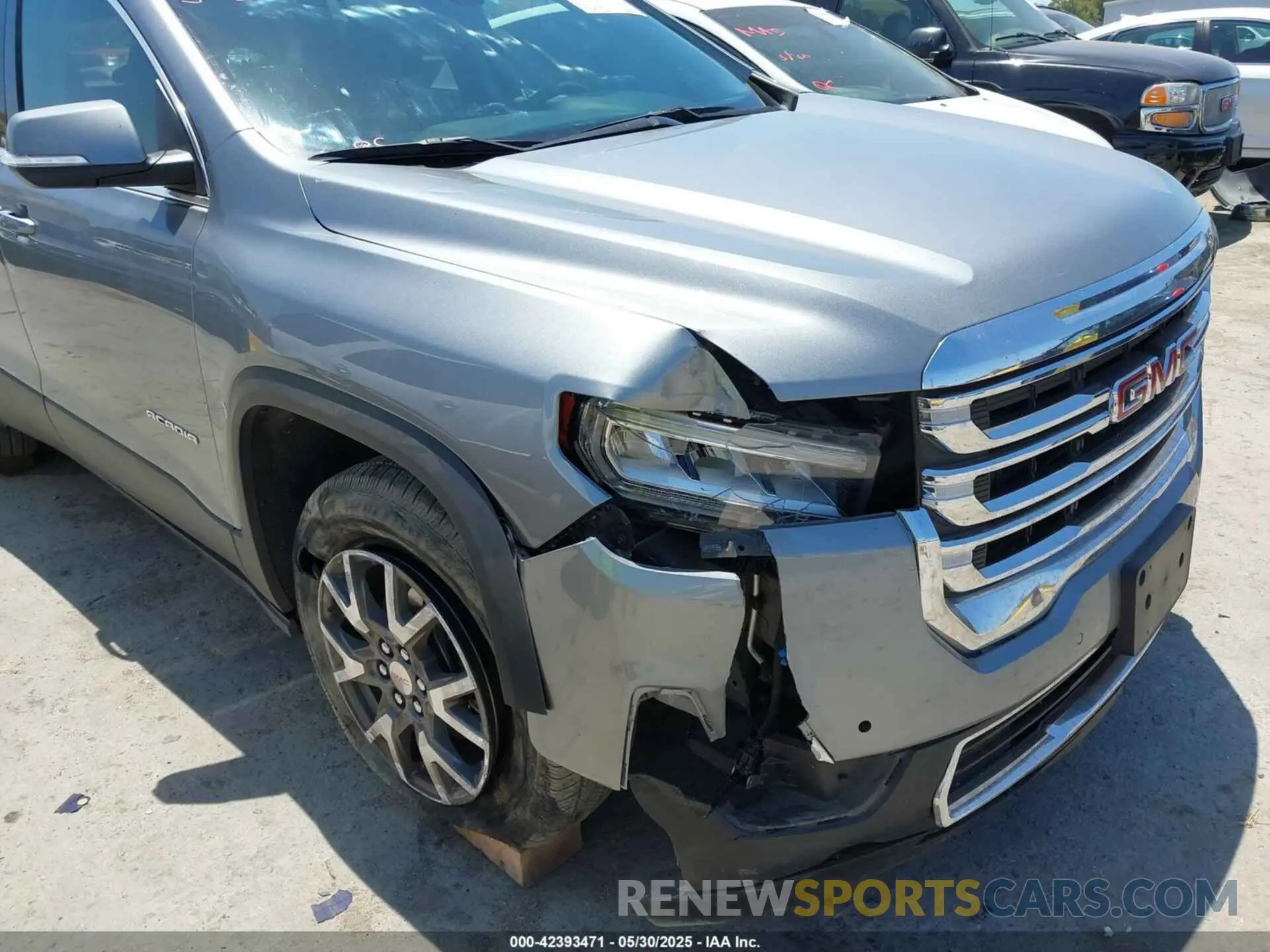 6 Photograph of a damaged car 1GKKNKL42PZ208315 GMC ACADIA 2023
