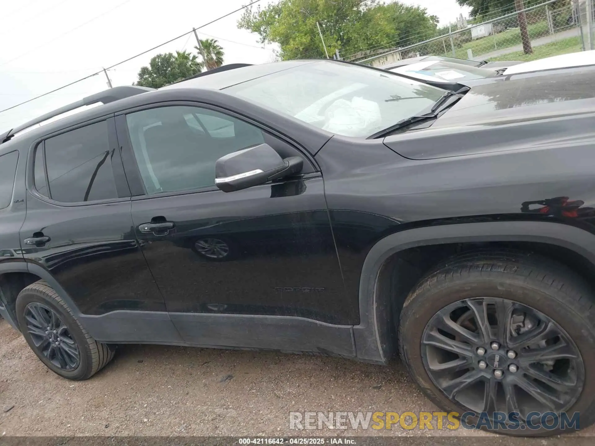 13 Photograph of a damaged car 1GKKNKL42PZ250175 GMC ACADIA 2023