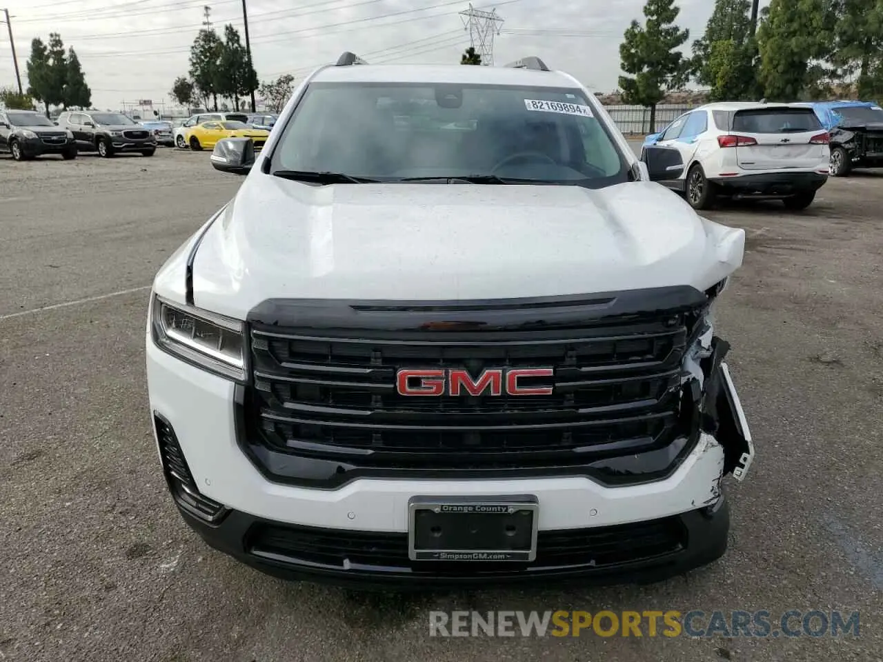 5 Photograph of a damaged car 1GKKNKL44PZ190352 GMC ACADIA 2023