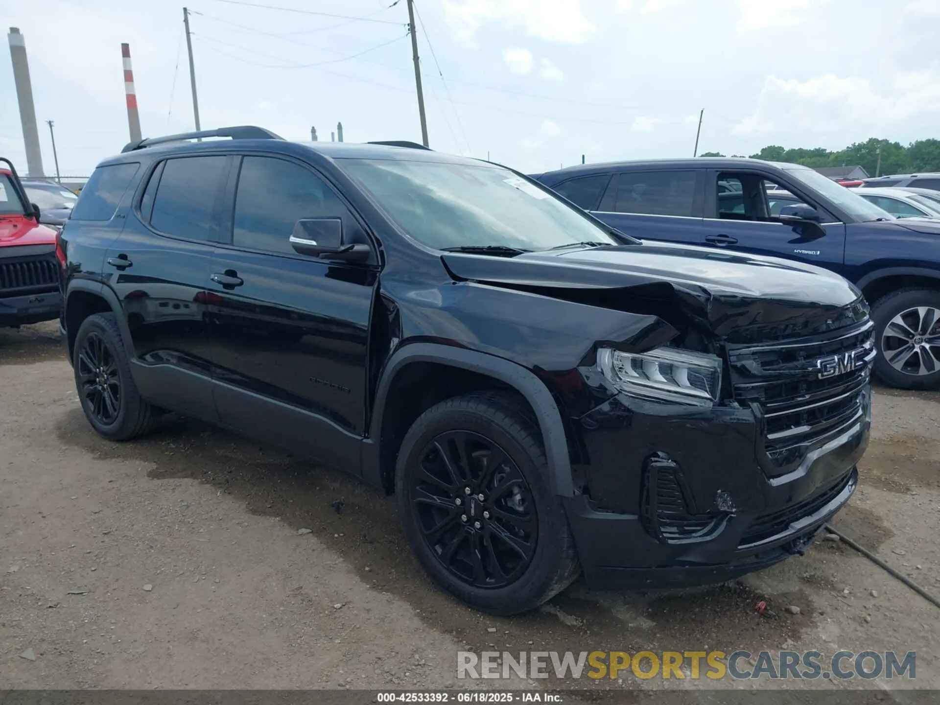 6 Photograph of a damaged car 1GKKNKL44PZ194191 GMC ACADIA 2023