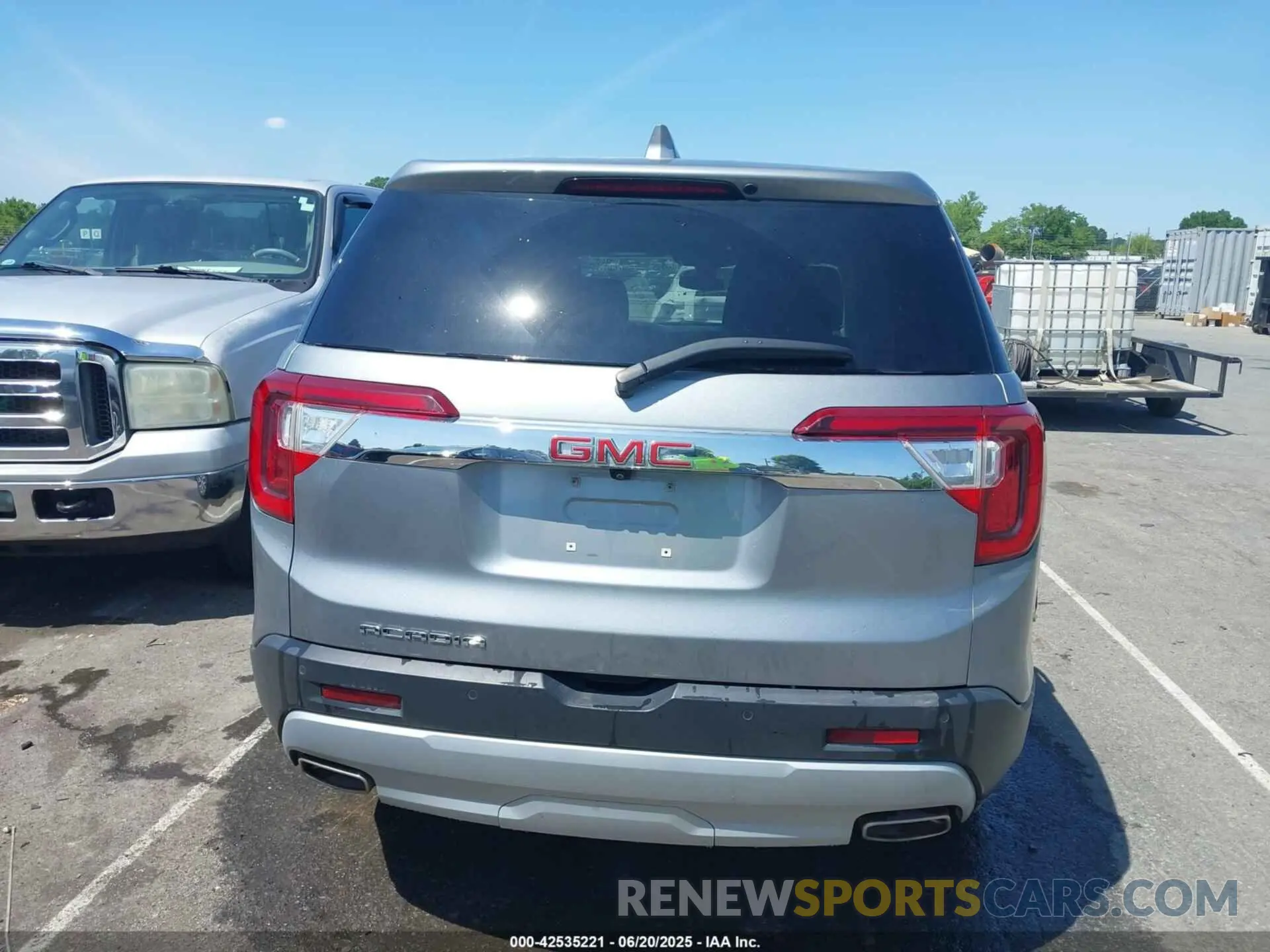 16 Photograph of a damaged car 1GKKNKL44PZ200362 GMC ACADIA 2023