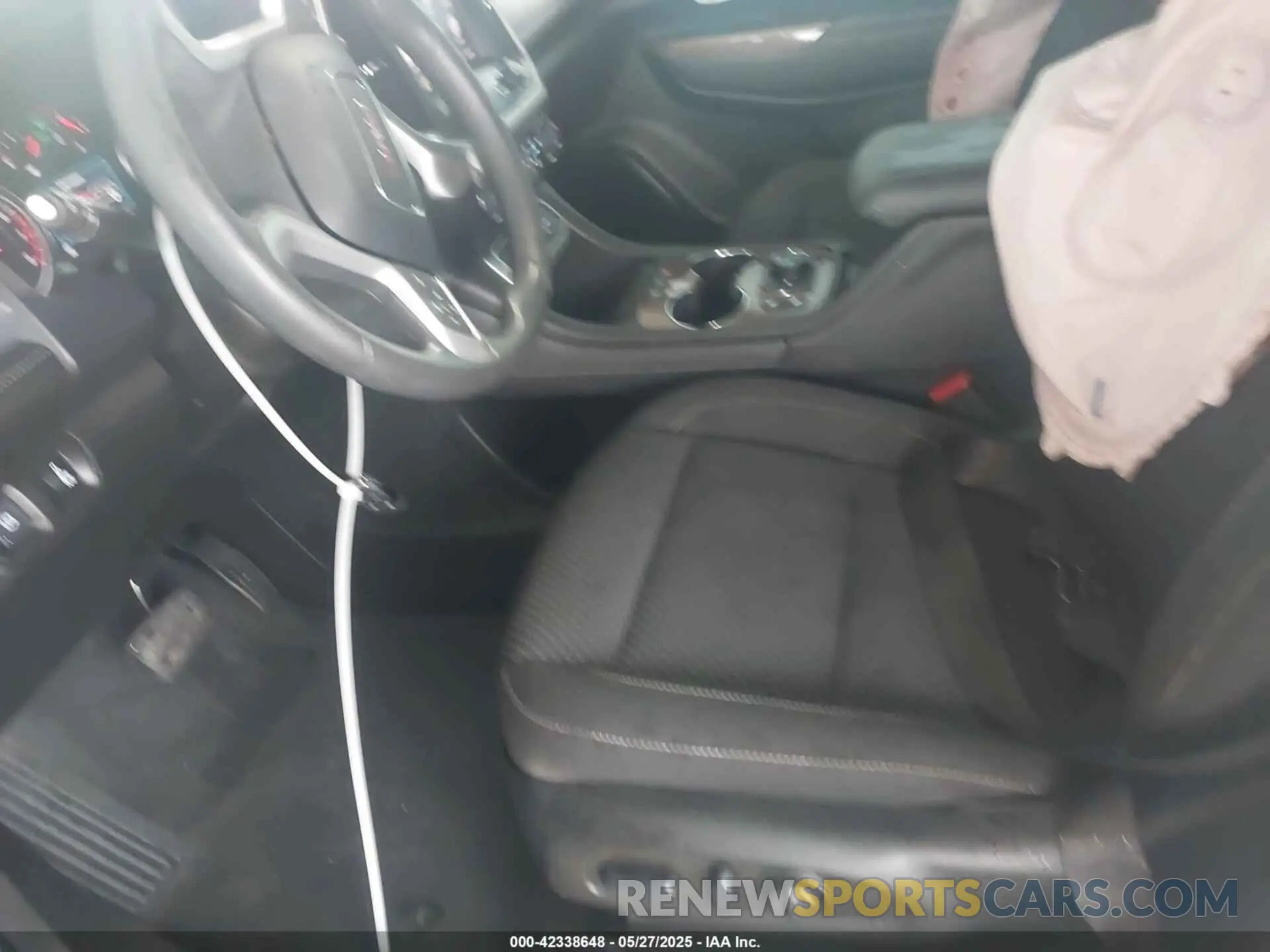 5 Photograph of a damaged car 1GKKNKL45PZ239770 GMC ACADIA 2023