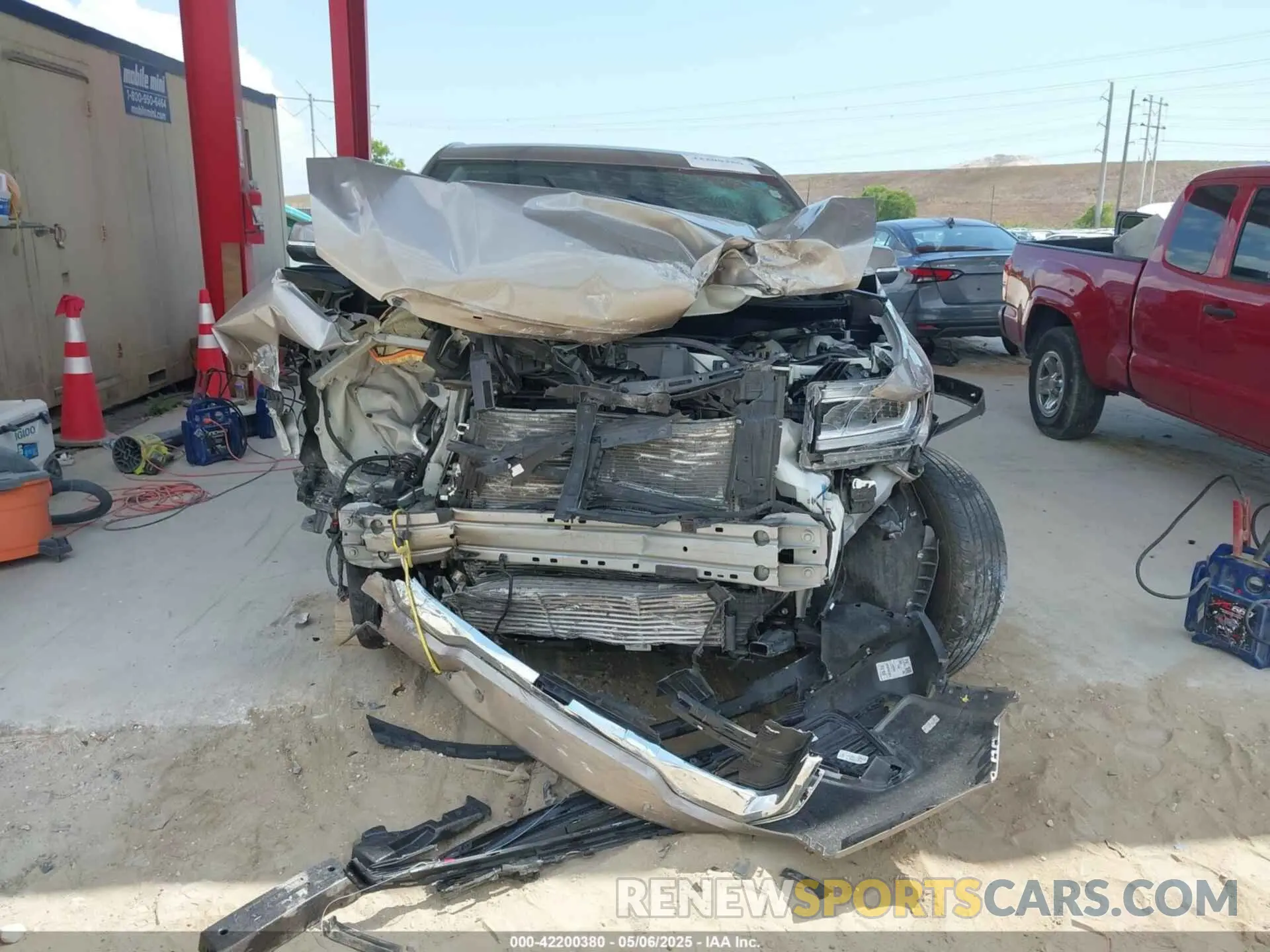 11 Photograph of a damaged car 1GKKNKL46PZ162813 GMC ACADIA 2023