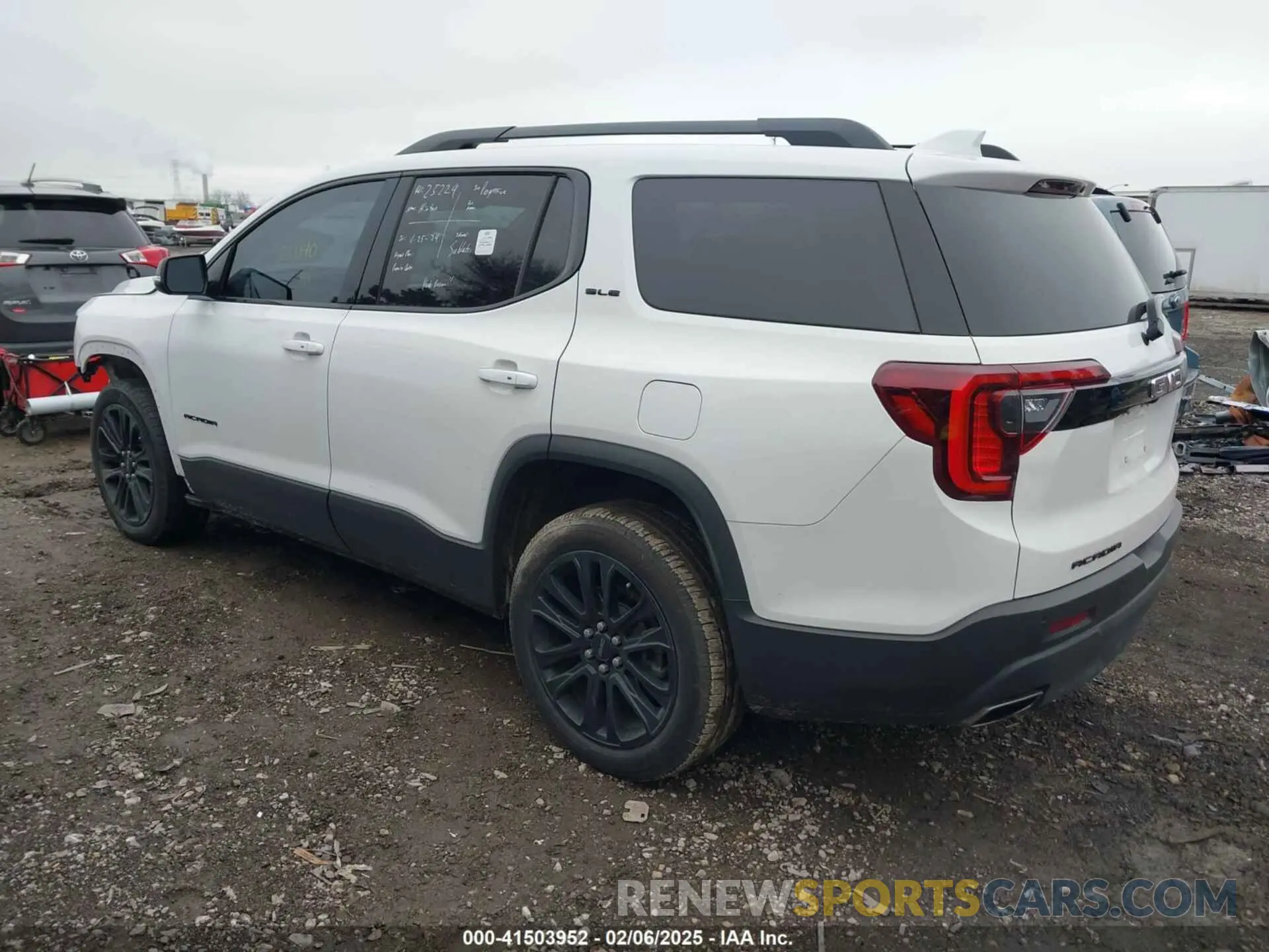 3 Photograph of a damaged car 1GKKNKL46PZ202405 GMC ACADIA 2023