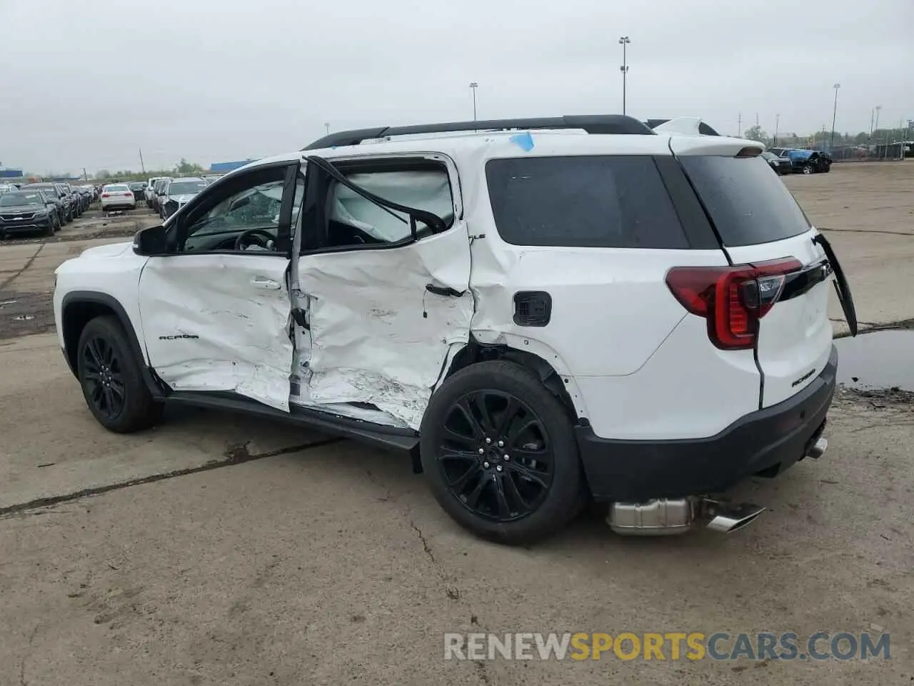2 Photograph of a damaged car 1GKKNKL47PZ266226 GMC ACADIA 2023