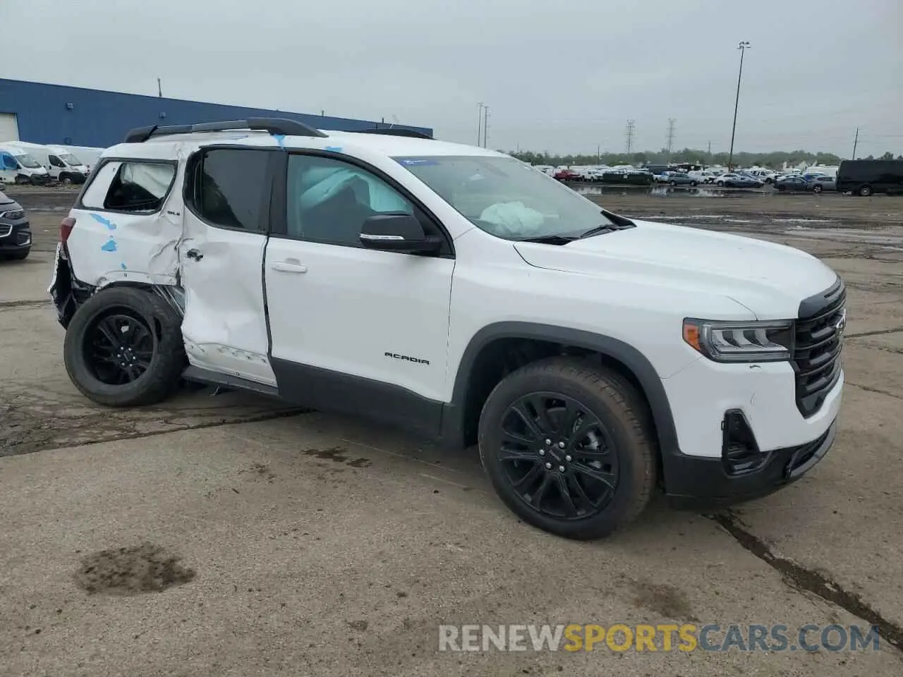 4 Photograph of a damaged car 1GKKNKL47PZ266226 GMC ACADIA 2023