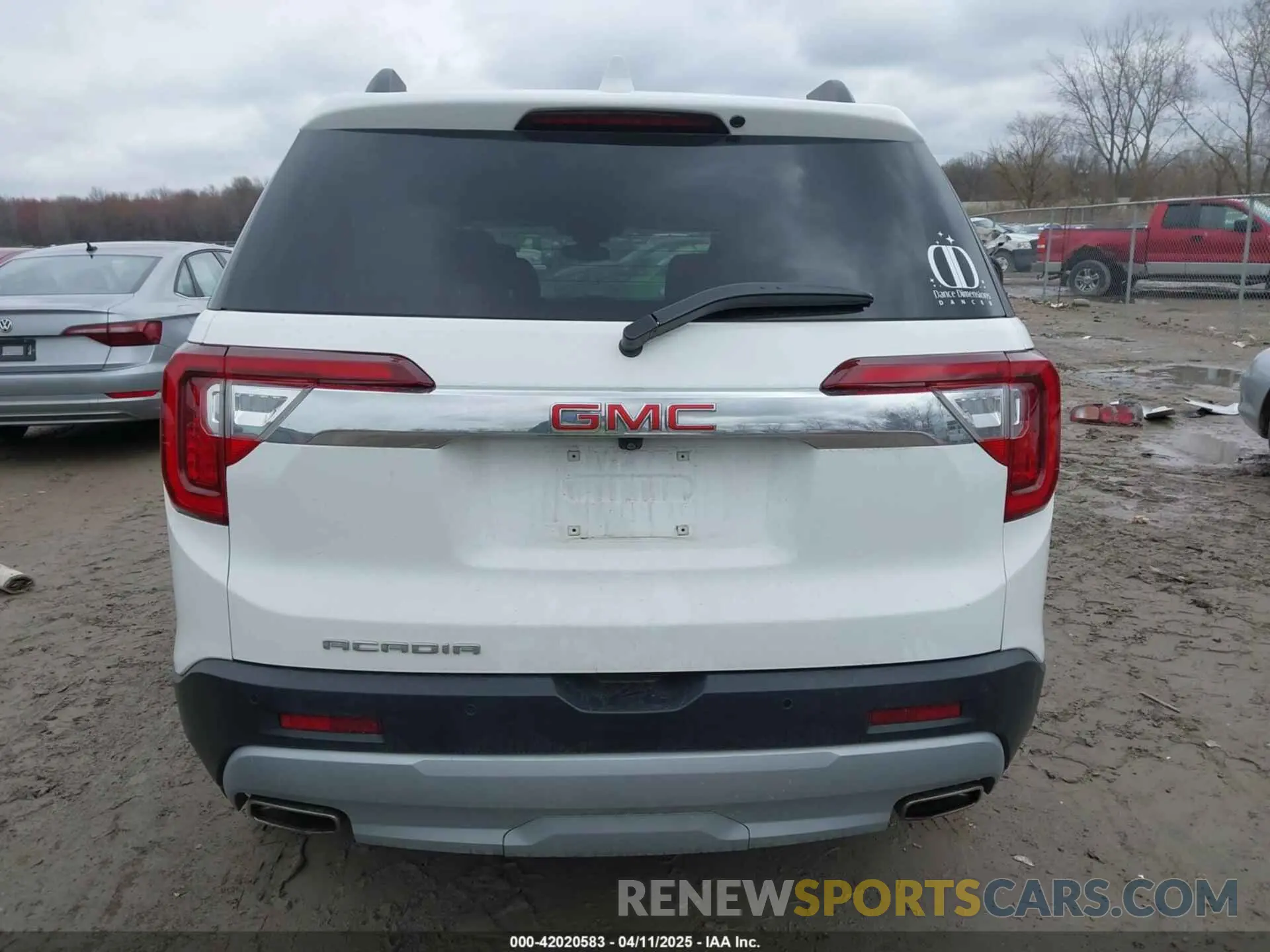 16 Photograph of a damaged car 1GKKNKL48PZ170606 GMC ACADIA 2023