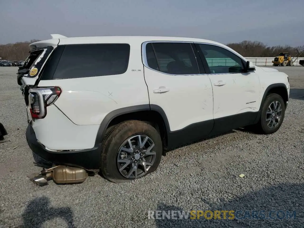 3 Photograph of a damaged car 1GKKNKL48PZ240282 GMC ACADIA 2023