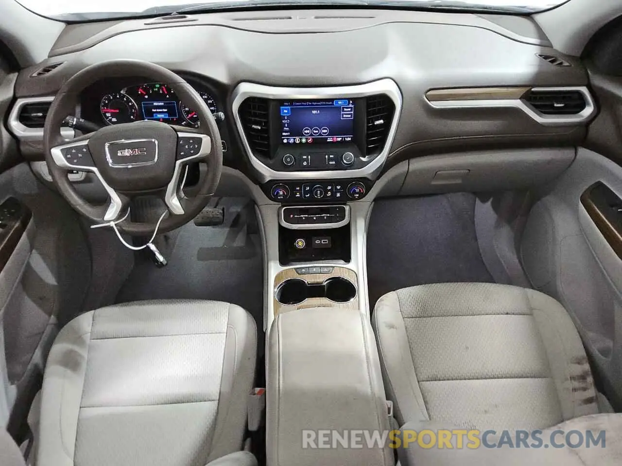 8 Photograph of a damaged car 1GKKNKL49PZ254241 GMC ACADIA 2023