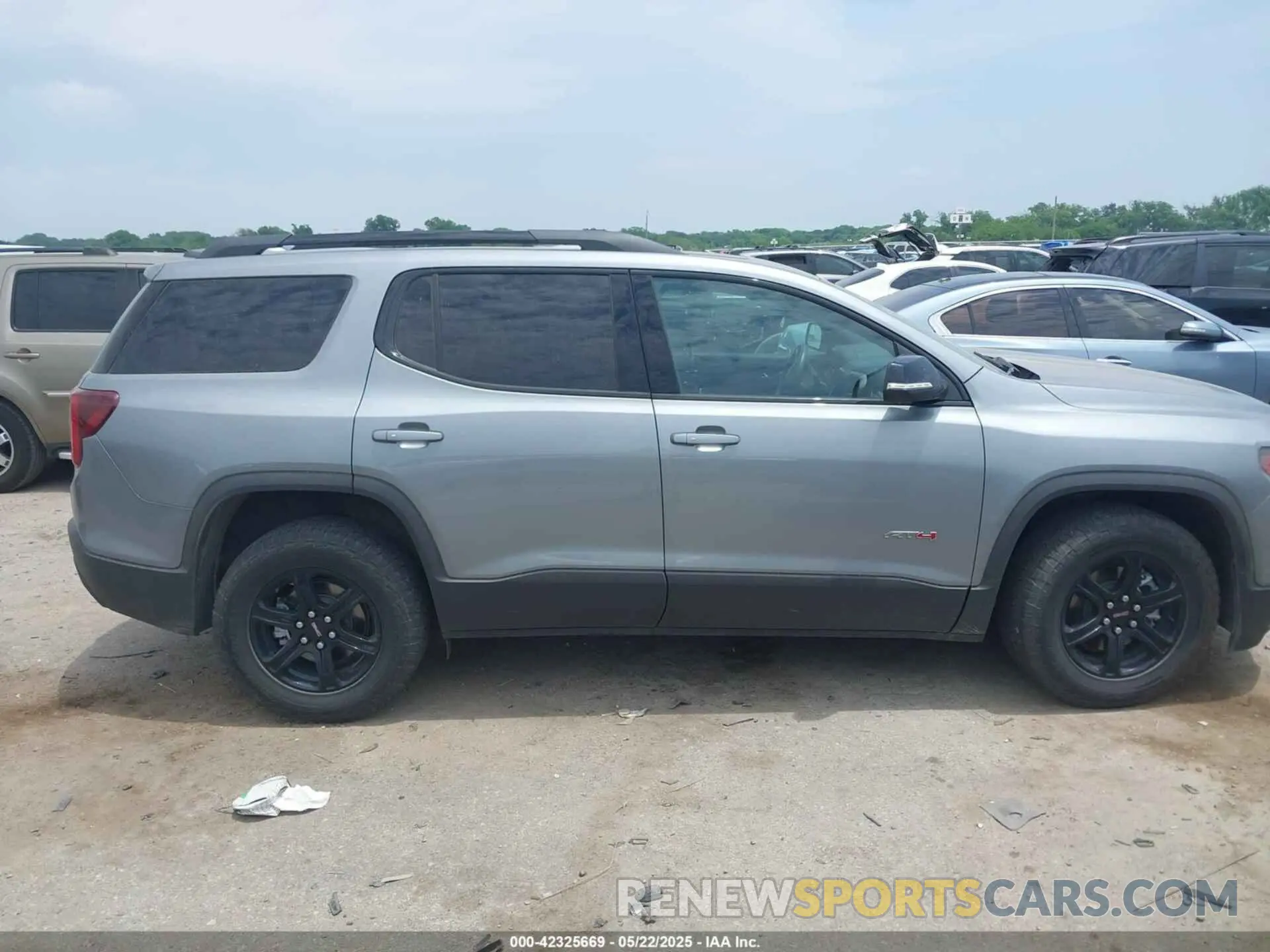 13 Photograph of a damaged car 1GKKNLLS0PZ244797 GMC ACADIA 2023