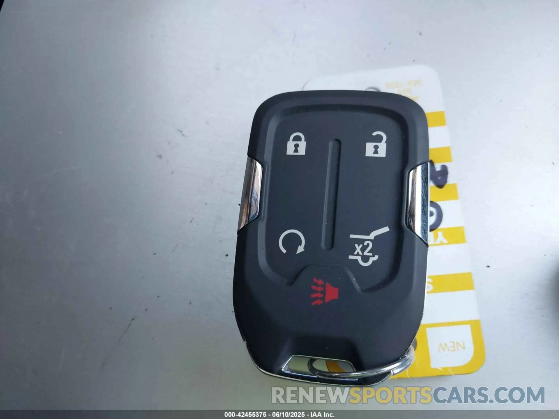 11 Photograph of a damaged car 1GKKNLLS1PZ203854 GMC ACADIA 2023