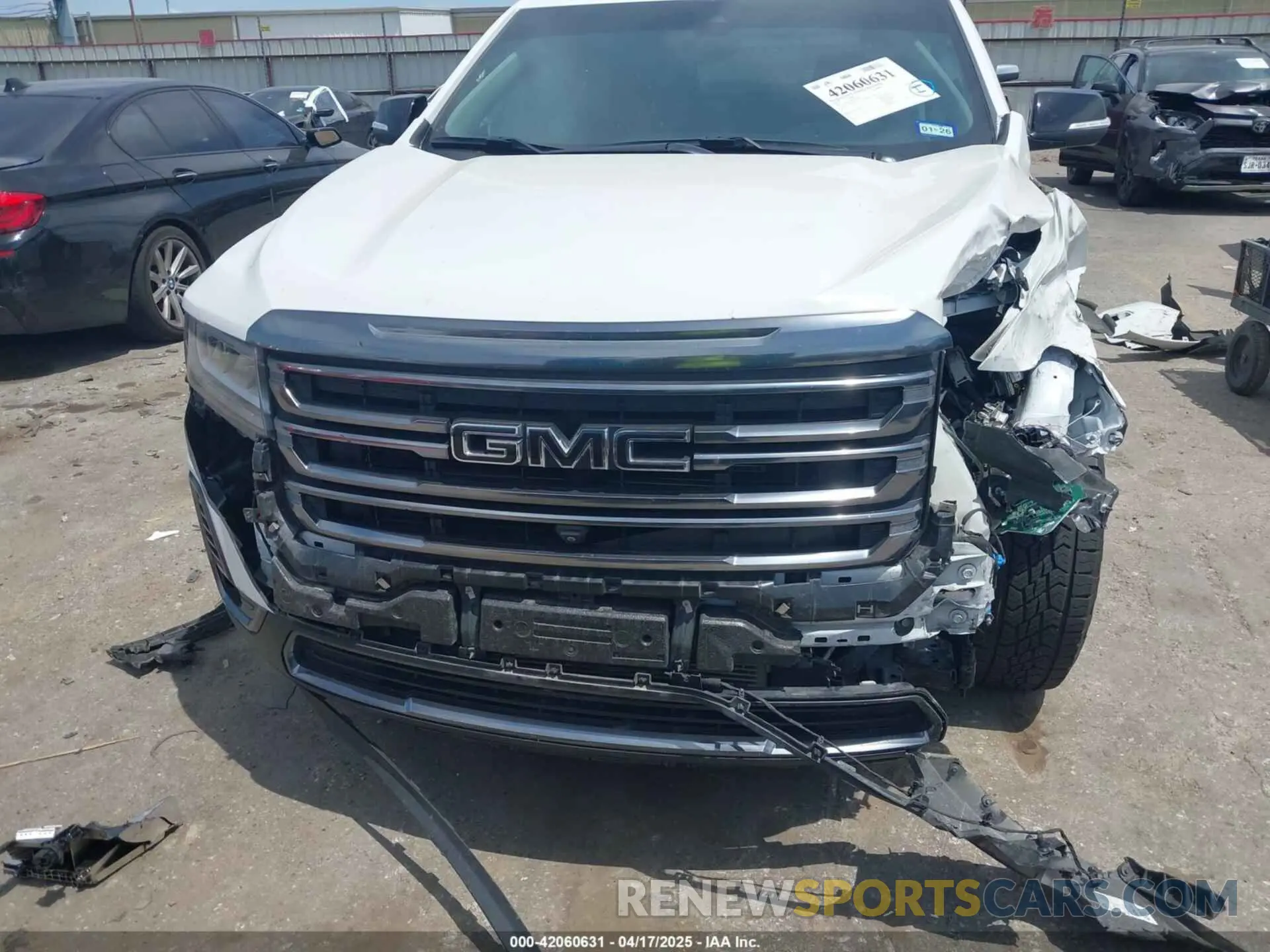 12 Photograph of a damaged car 1GKKNLLS1PZ248079 GMC ACADIA 2023