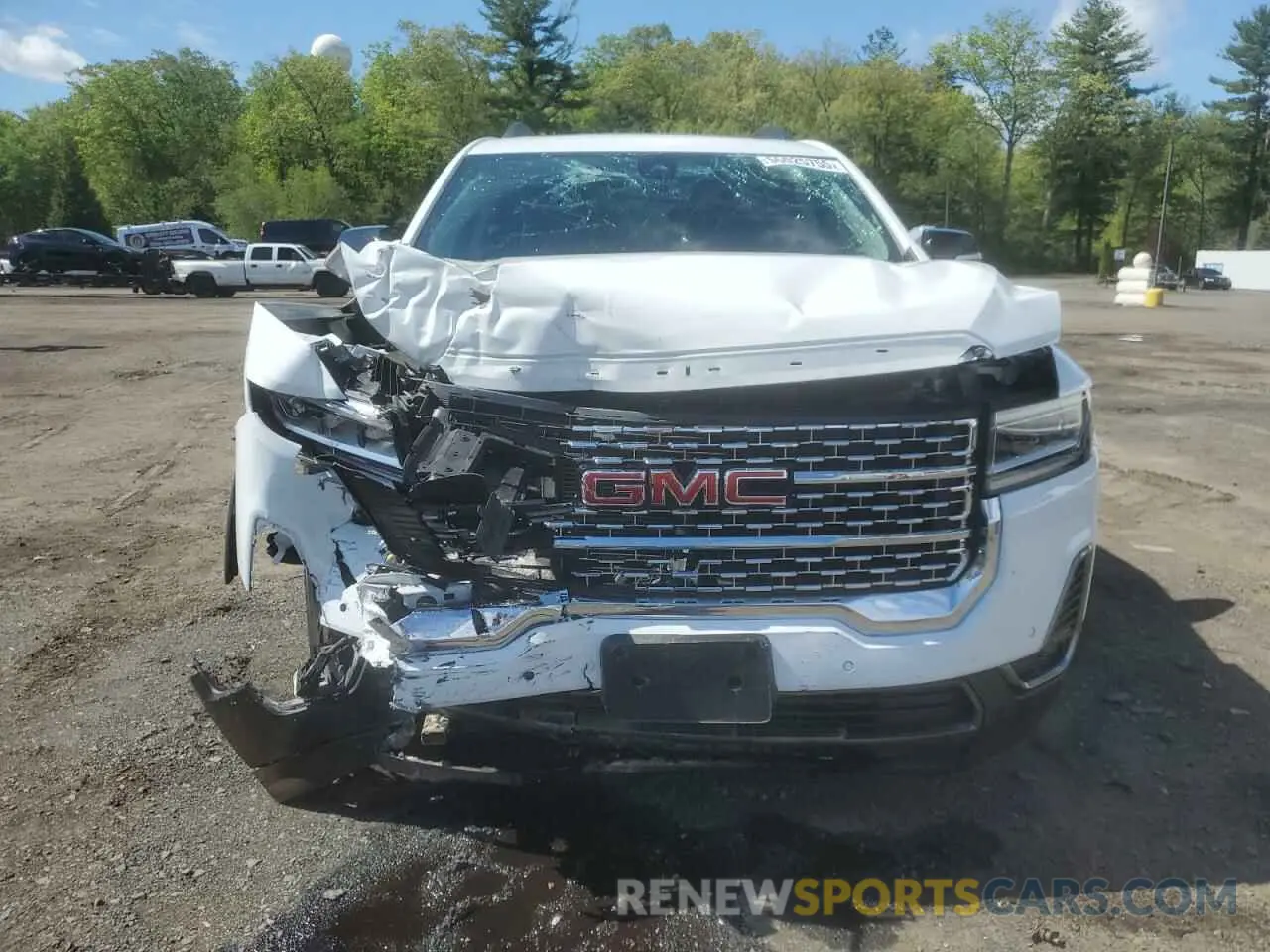 5 Photograph of a damaged car 1GKKNLLS4PZ165679 GMC ACADIA 2023