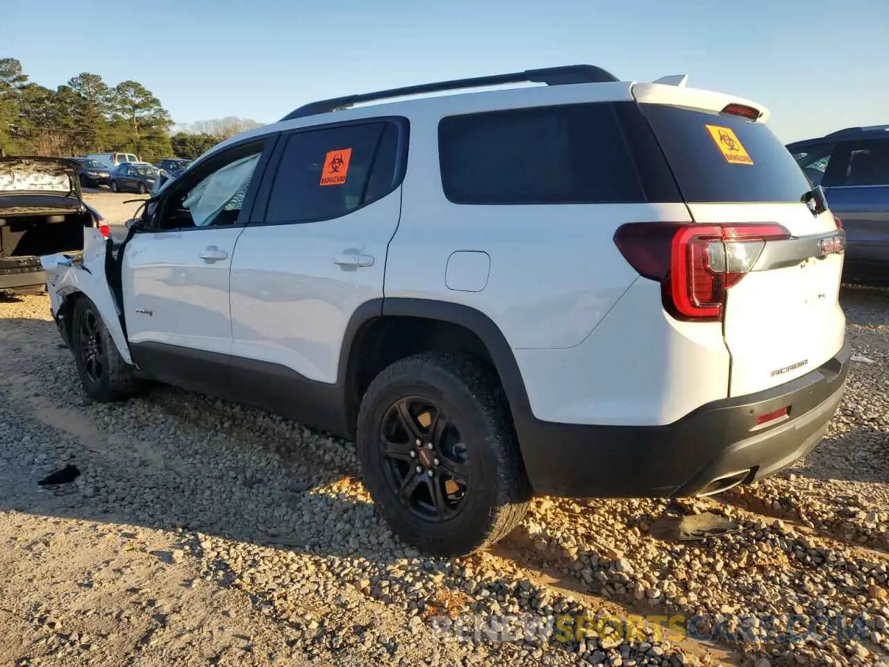 2 Photograph of a damaged car 1GKKNLLS4PZ203816 GMC ACADIA 2023