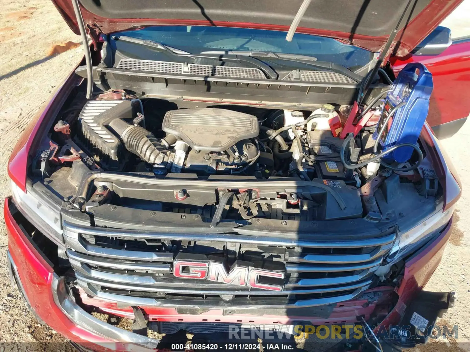 10 Photograph of a damaged car 1GKKNLLS5PZ180580 GMC ACADIA 2023