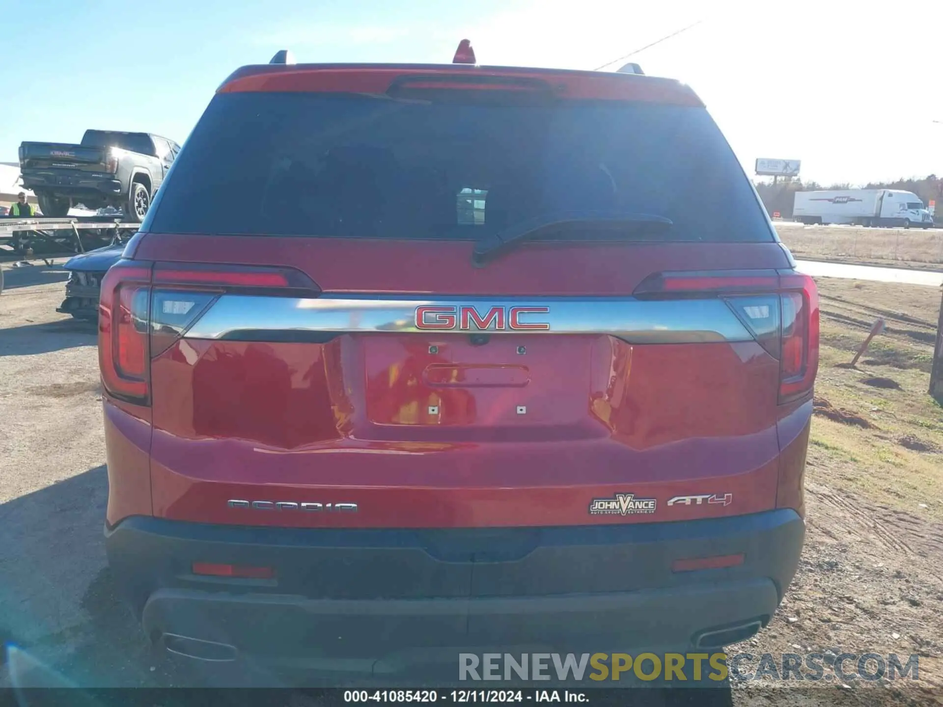 16 Photograph of a damaged car 1GKKNLLS5PZ180580 GMC ACADIA 2023