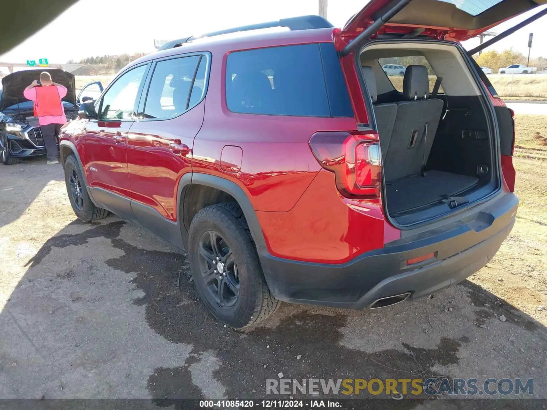 3 Photograph of a damaged car 1GKKNLLS5PZ180580 GMC ACADIA 2023