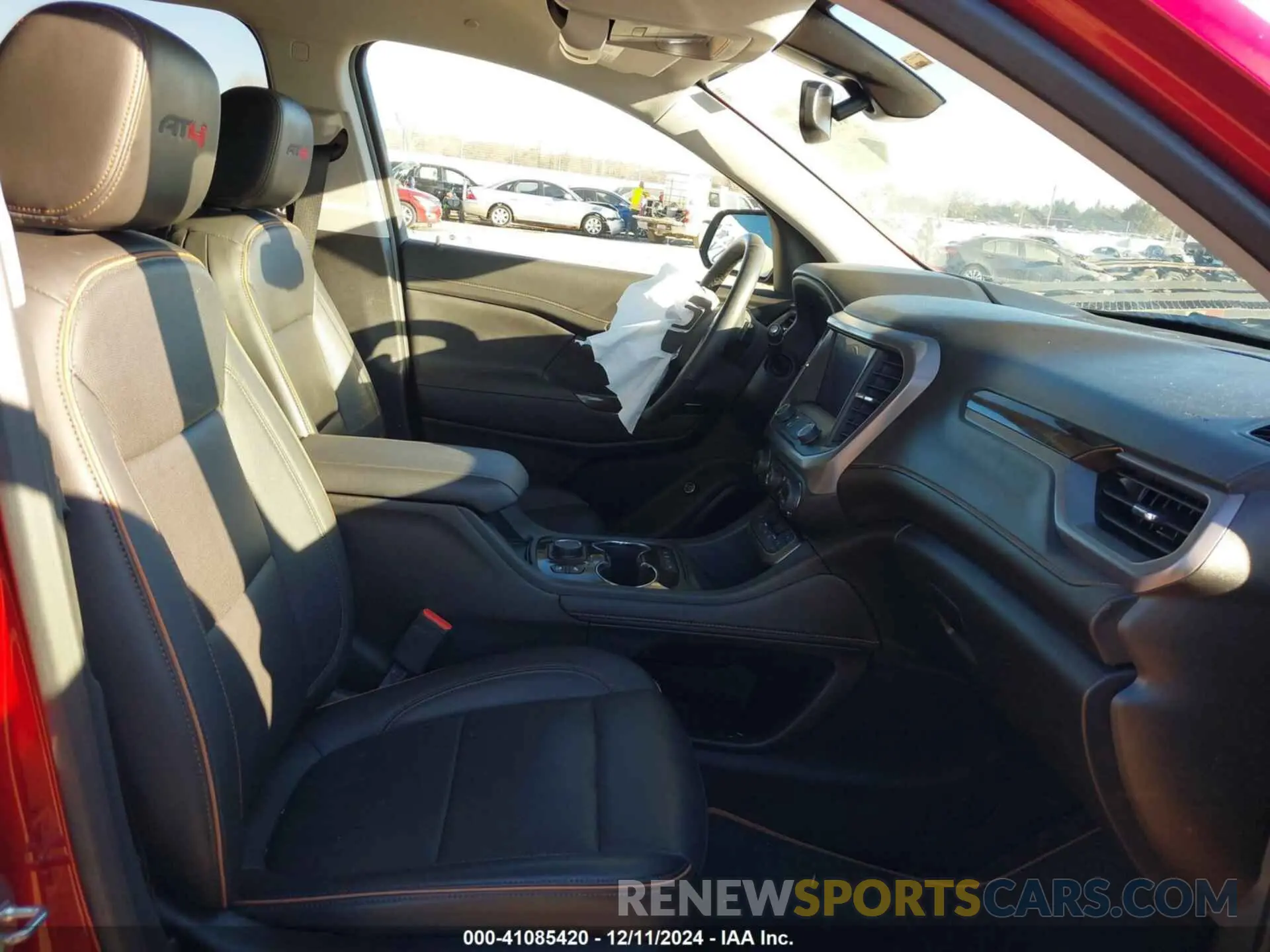 5 Photograph of a damaged car 1GKKNLLS5PZ180580 GMC ACADIA 2023