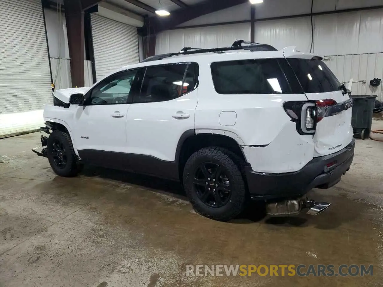 2 Photograph of a damaged car 1GKKNLLS5PZ260879 GMC ACADIA 2023