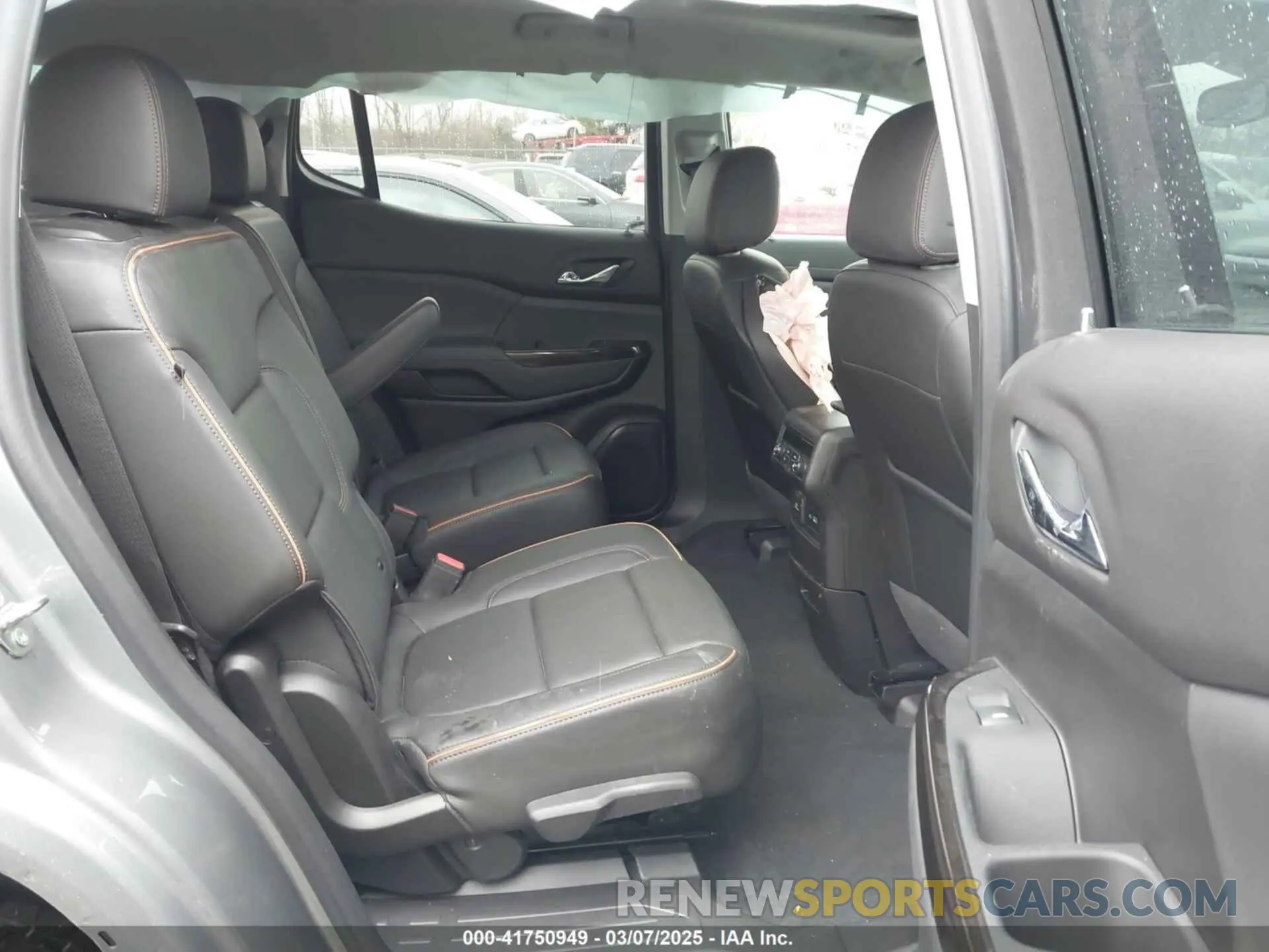 8 Photograph of a damaged car 1GKKNLLS6PZ247218 GMC ACADIA 2023