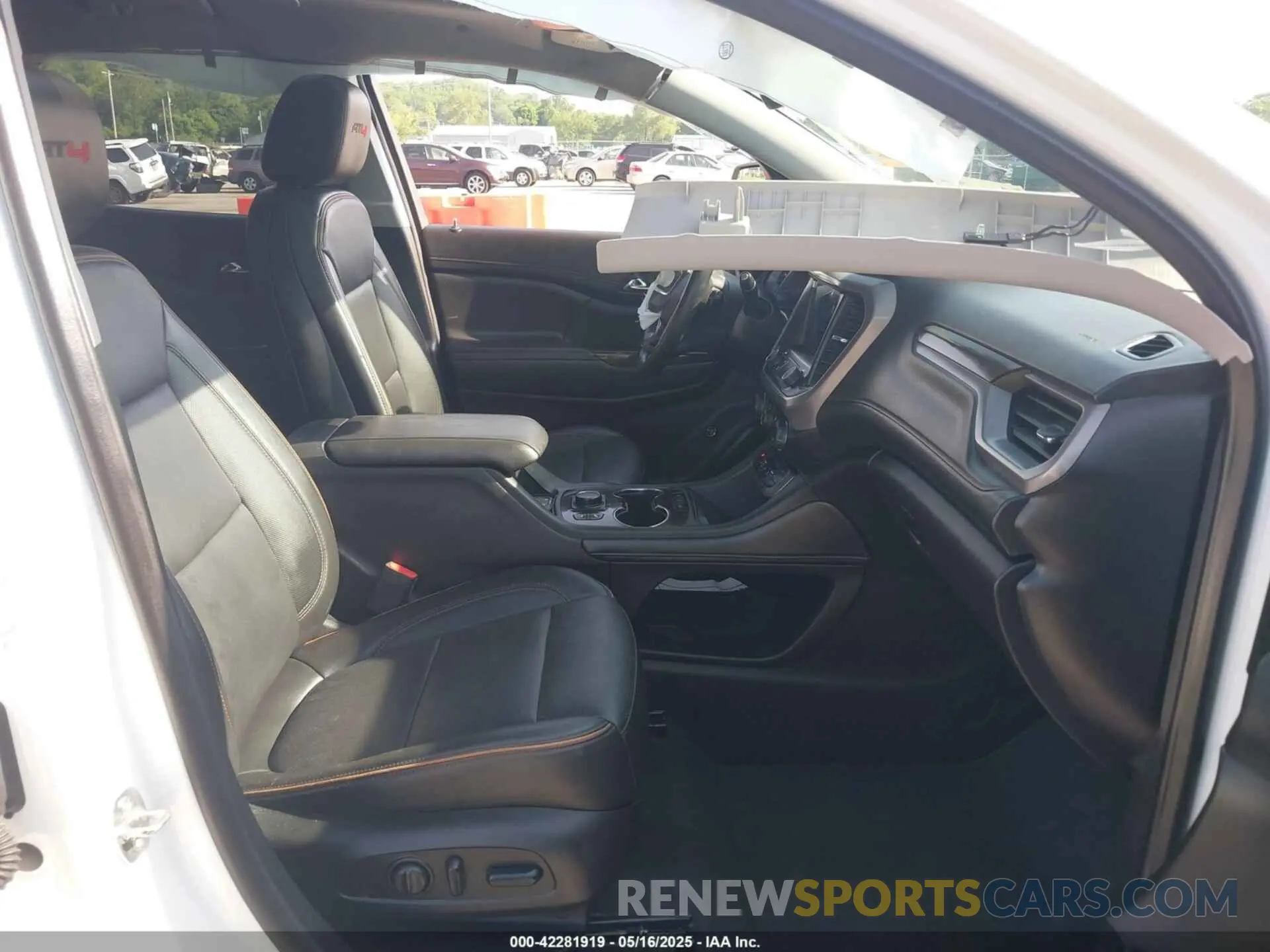 5 Photograph of a damaged car 1GKKNLLS7PZ244277 GMC ACADIA 2023