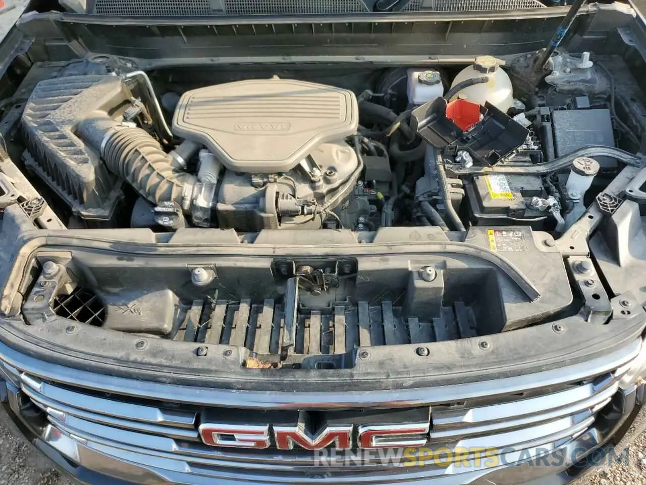 13 Photograph of a damaged car 1GKKNLLS8PZ250198 GMC ACADIA 2023