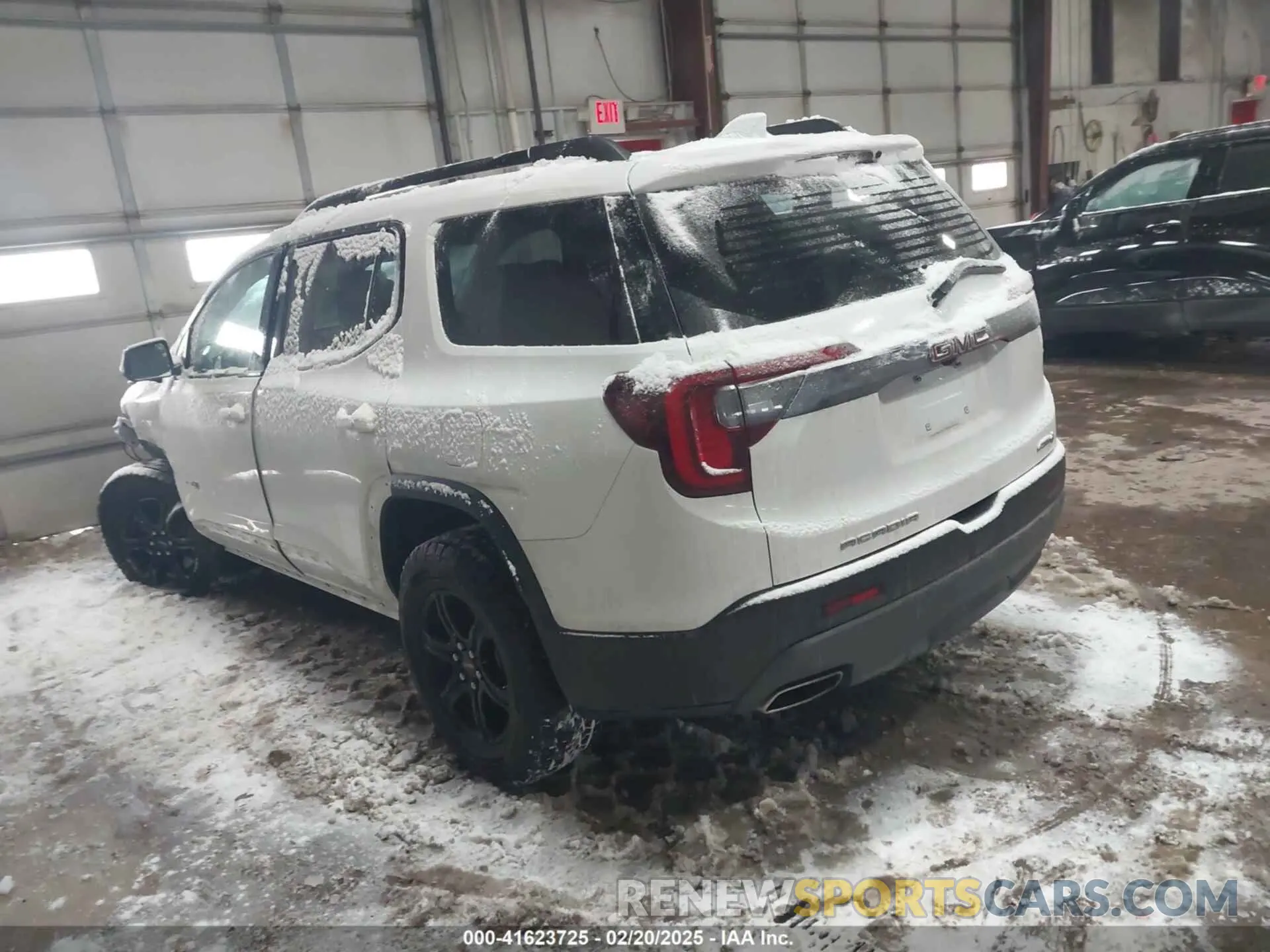 3 Photograph of a damaged car 1GKKNLLSXPZ256696 GMC ACADIA 2023
