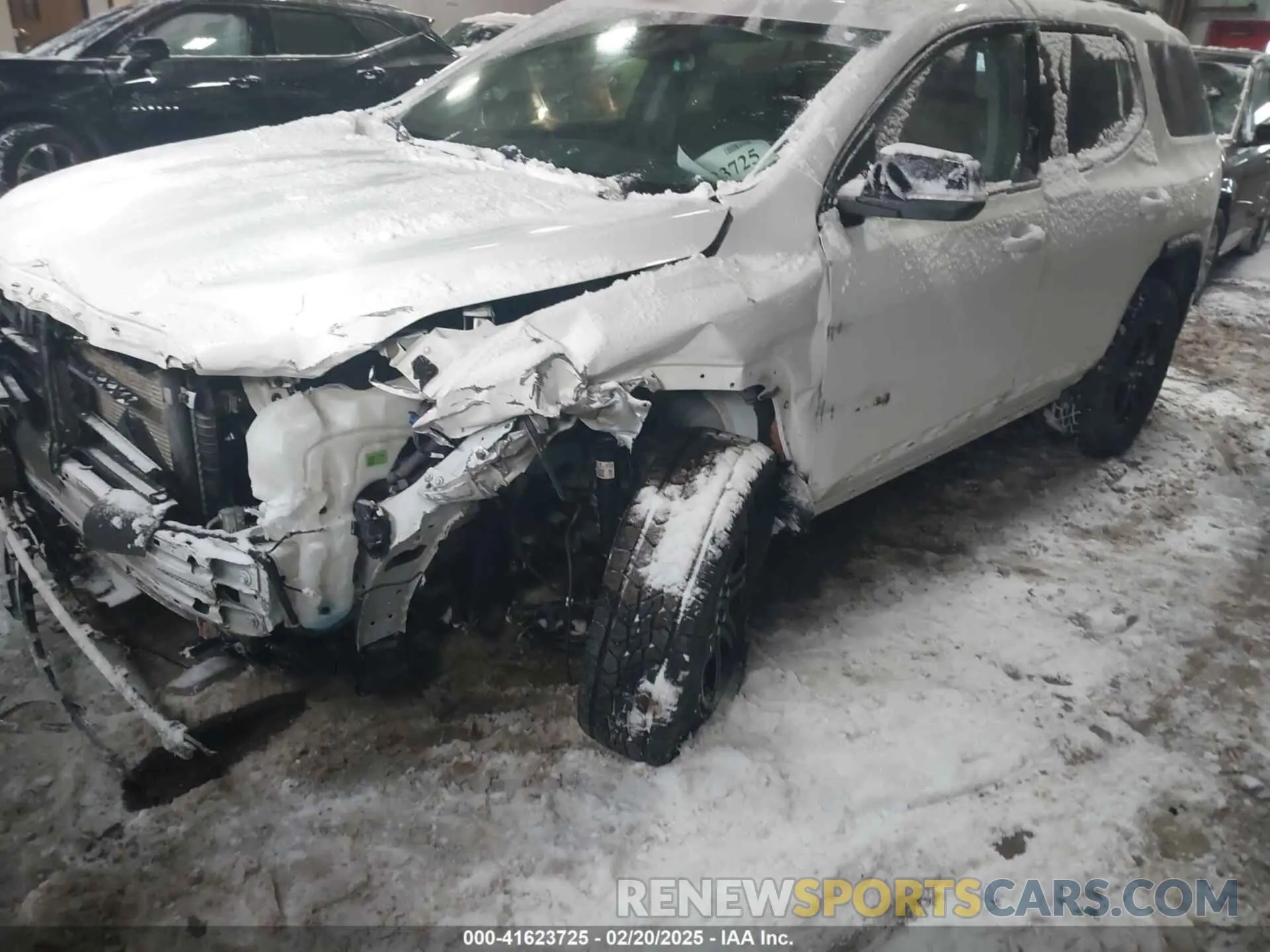 6 Photograph of a damaged car 1GKKNLLSXPZ256696 GMC ACADIA 2023