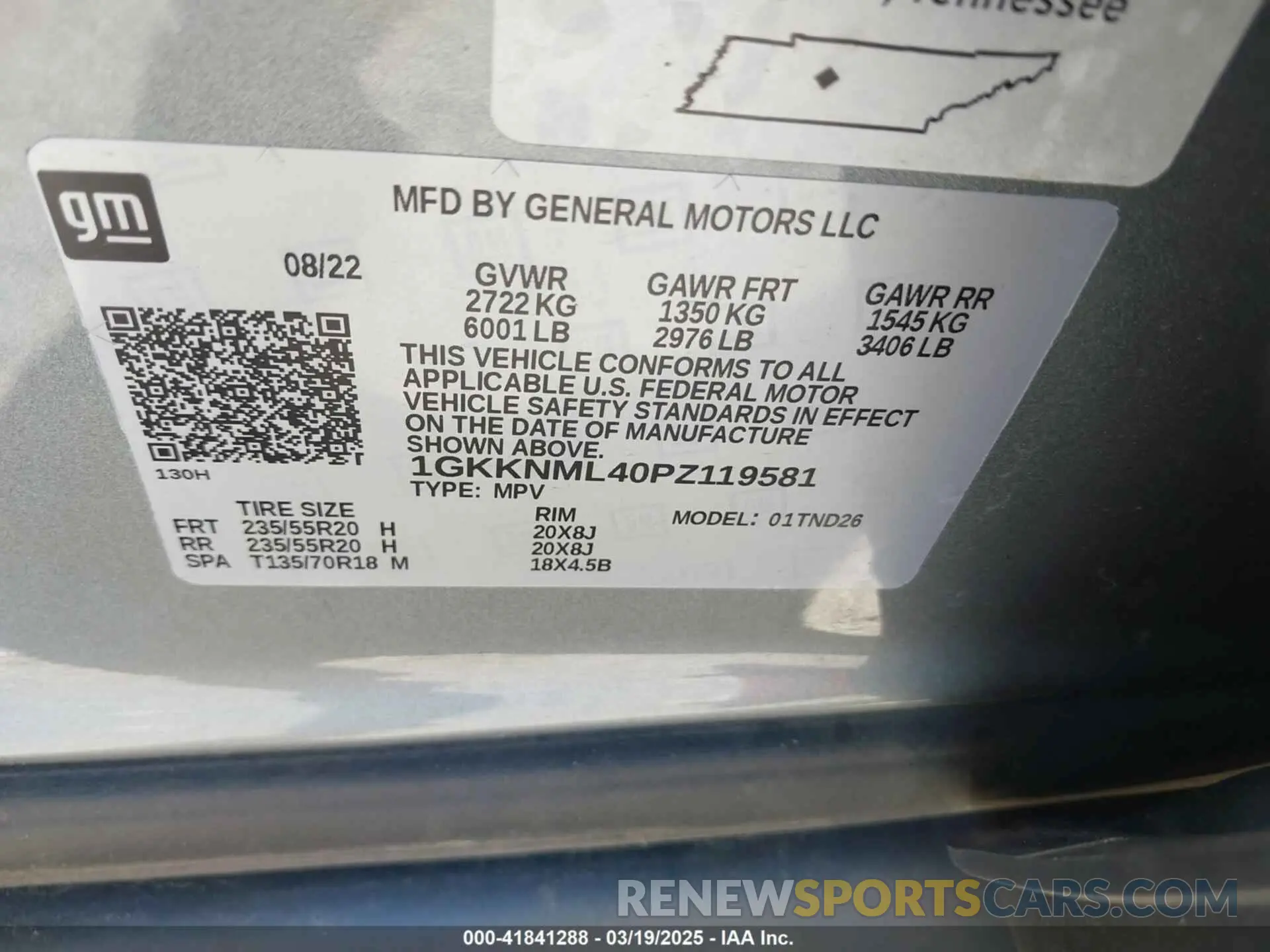 9 Photograph of a damaged car 1GKKNML40PZ119581 GMC ACADIA 2023
