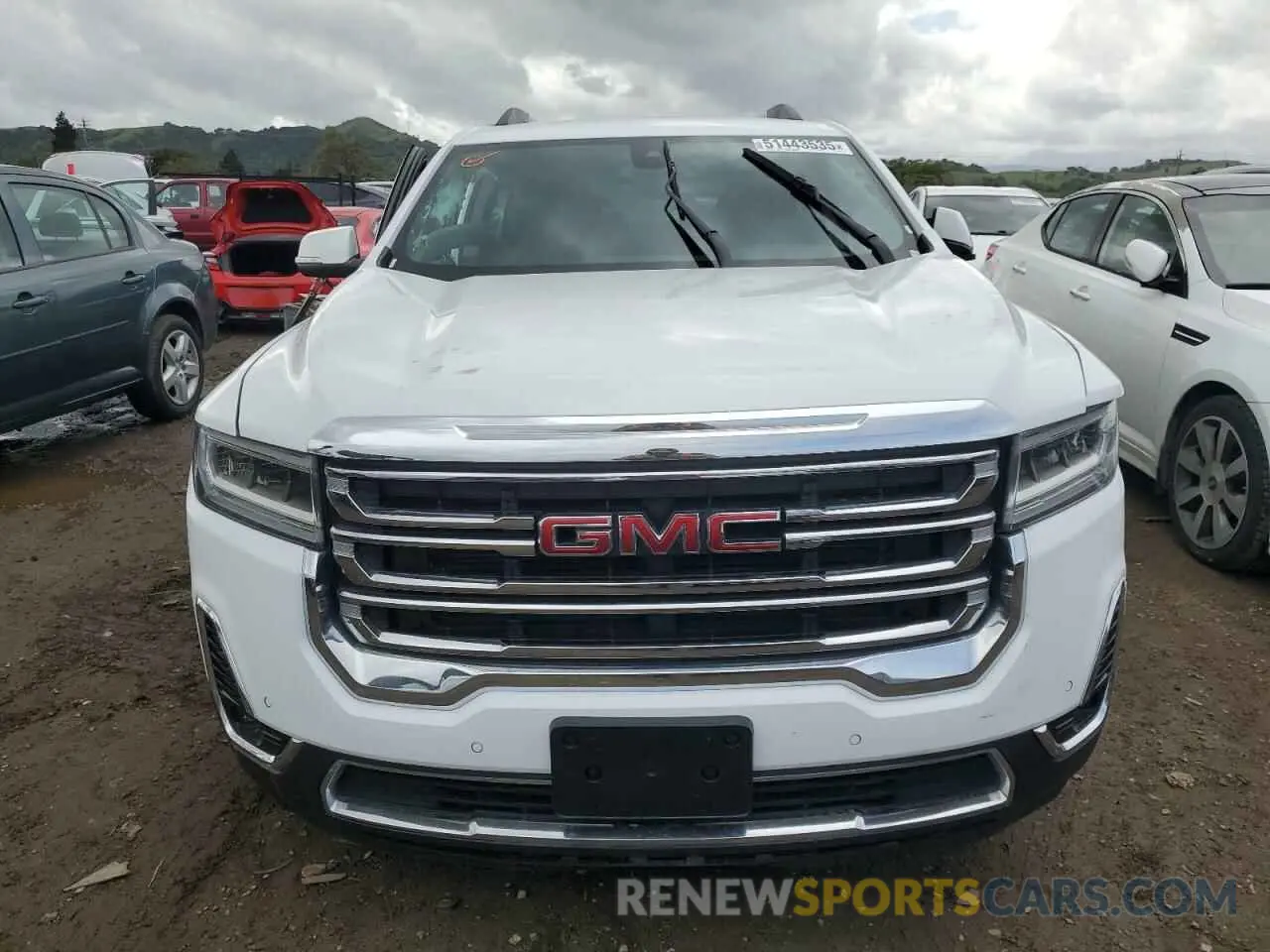 5 Photograph of a damaged car 1GKKNML40PZ126966 GMC ACADIA 2023