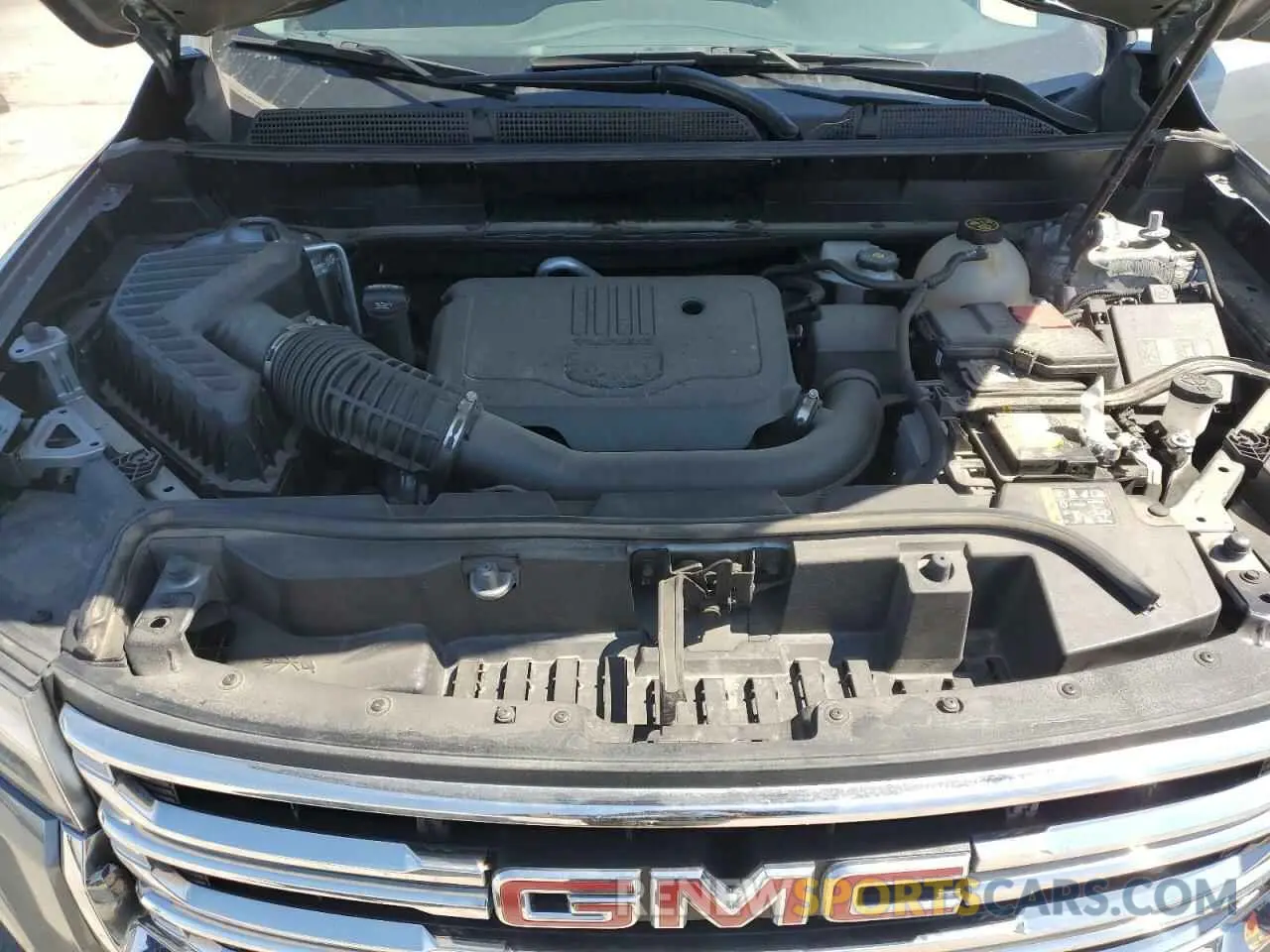 14 Photograph of a damaged car 1GKKNML40PZ231698 GMC ACADIA 2023