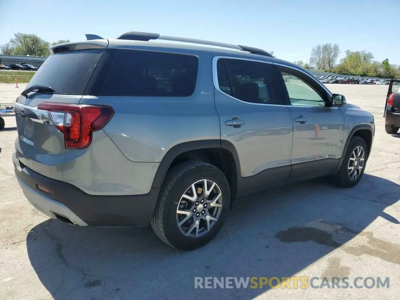 3 Photograph of a damaged car 1GKKNML40PZ231698 GMC ACADIA 2023